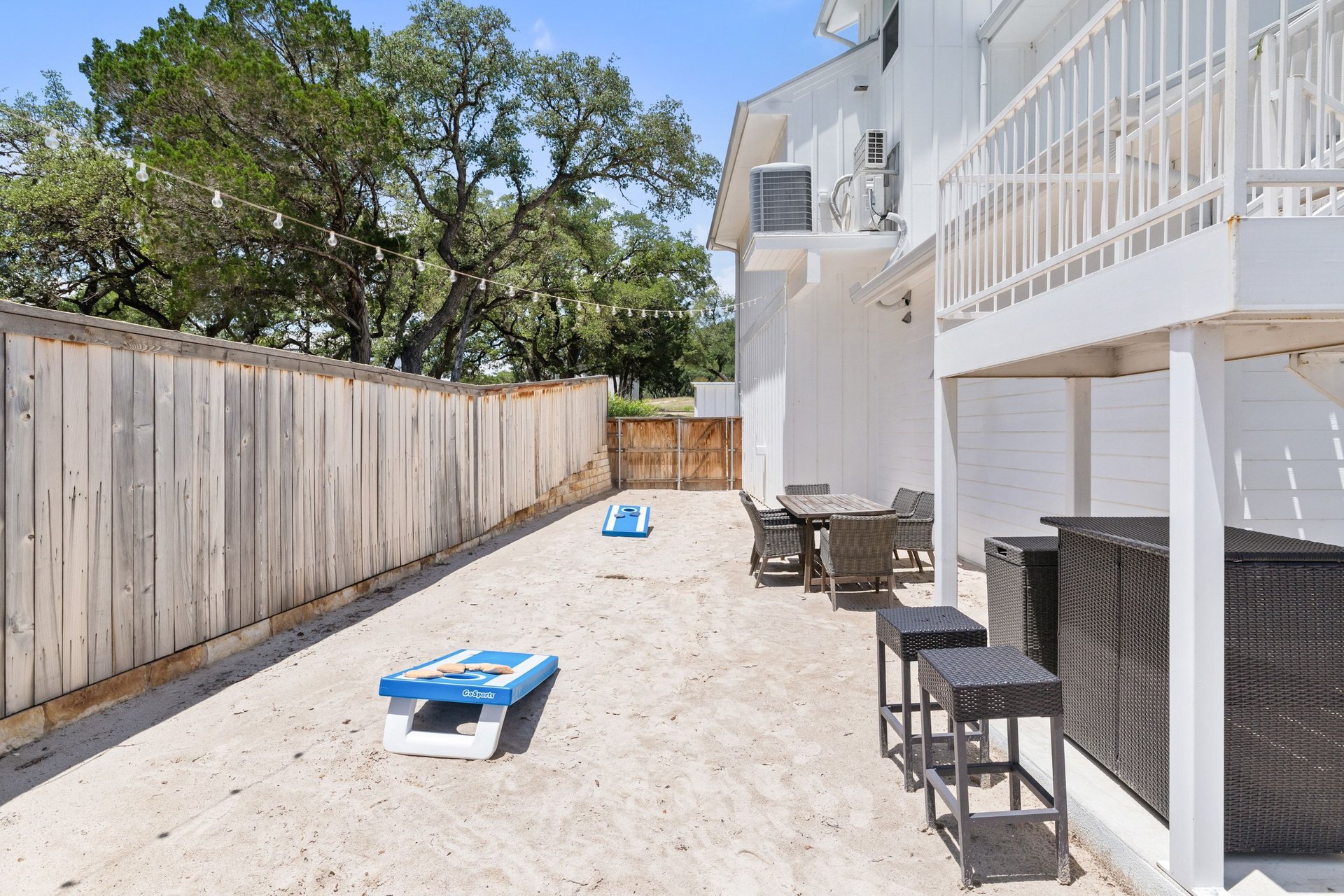 1209 Edgewater Drive