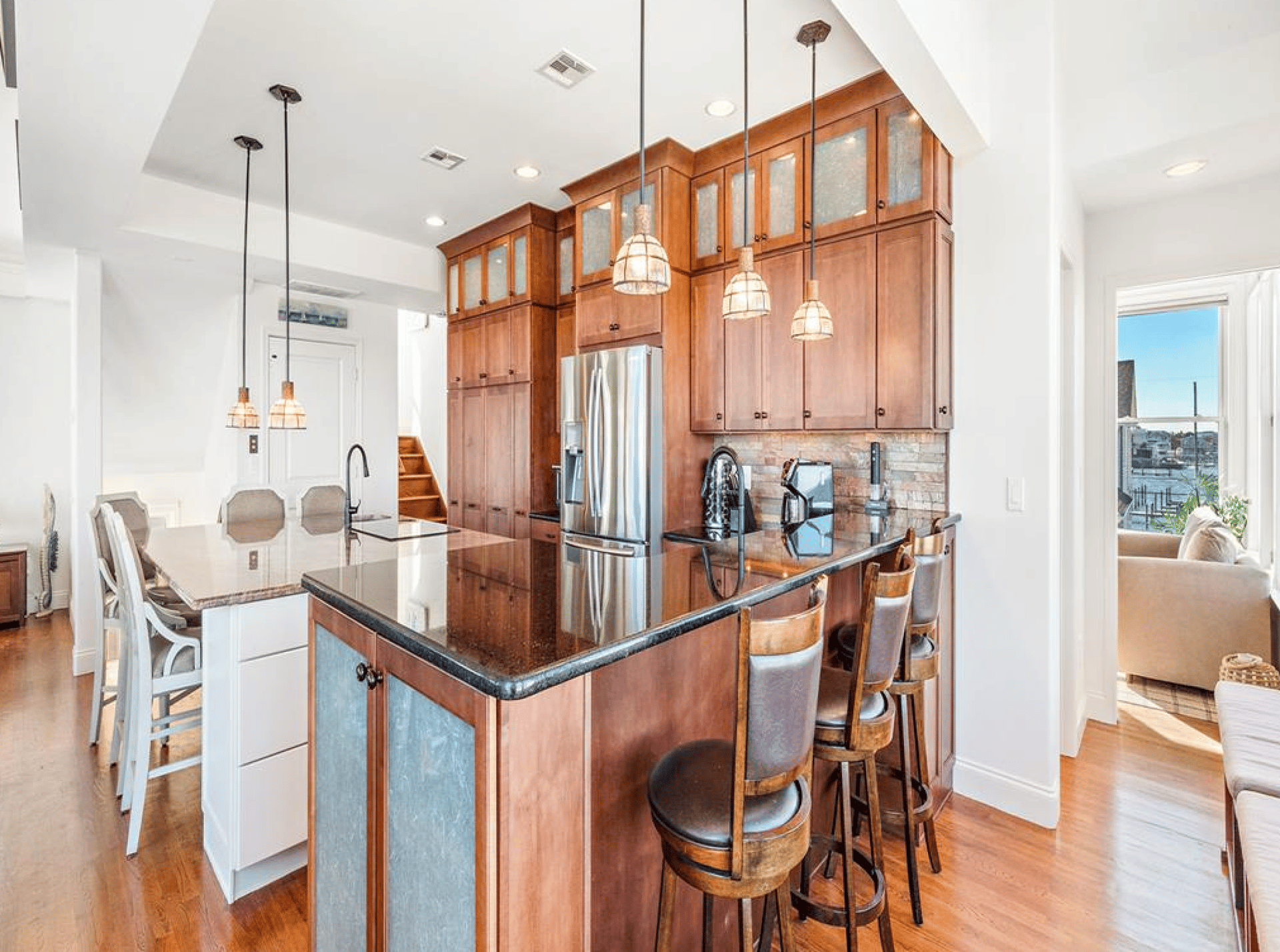 386 N 10th, Surf City