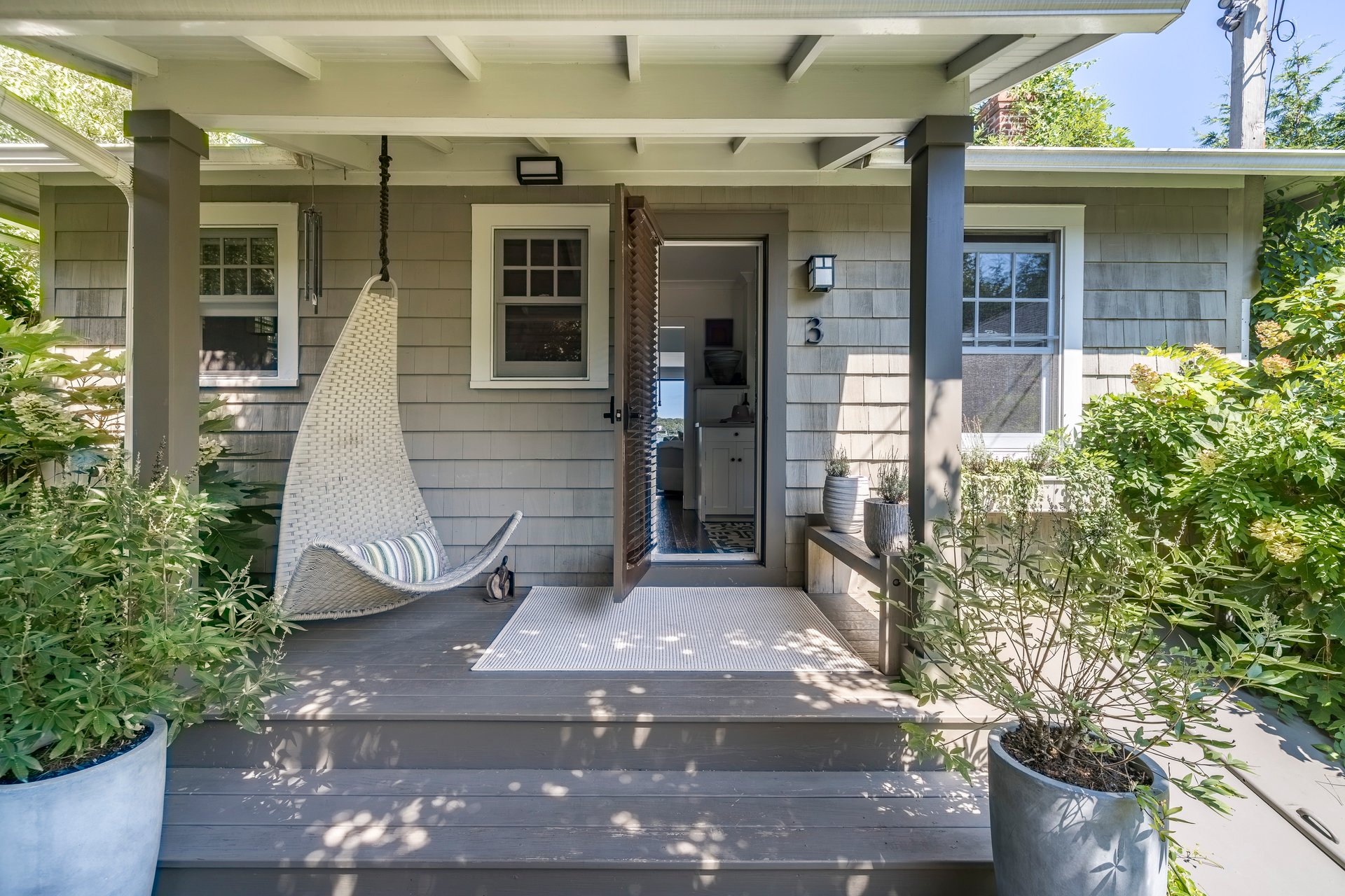 3 BayView Rd