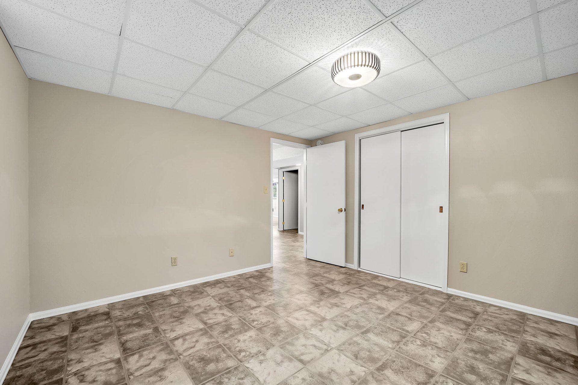 214 Crystal Hills Boulevard
