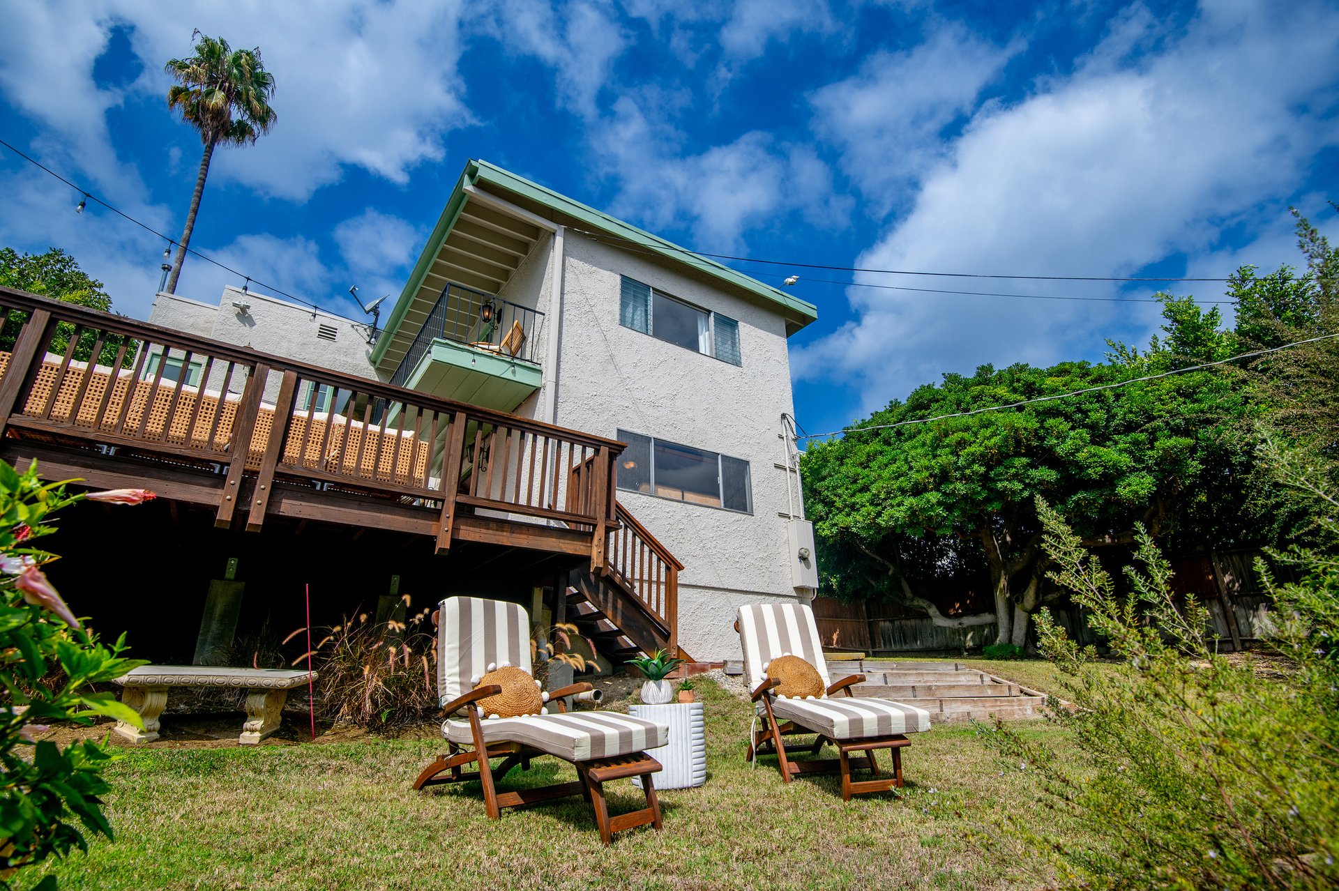 1556 Murray Cir.