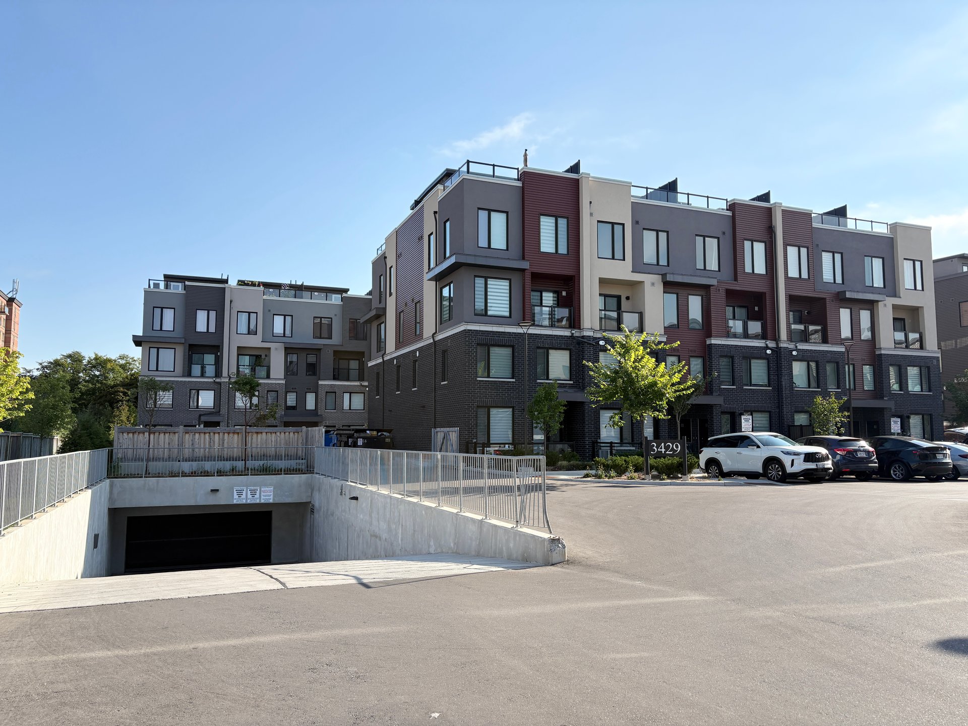 3401 Ridgeway Drive Unit: 307
