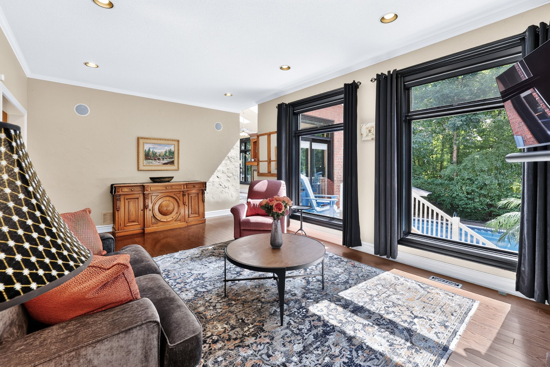 324 Oakridge Court, Oakville