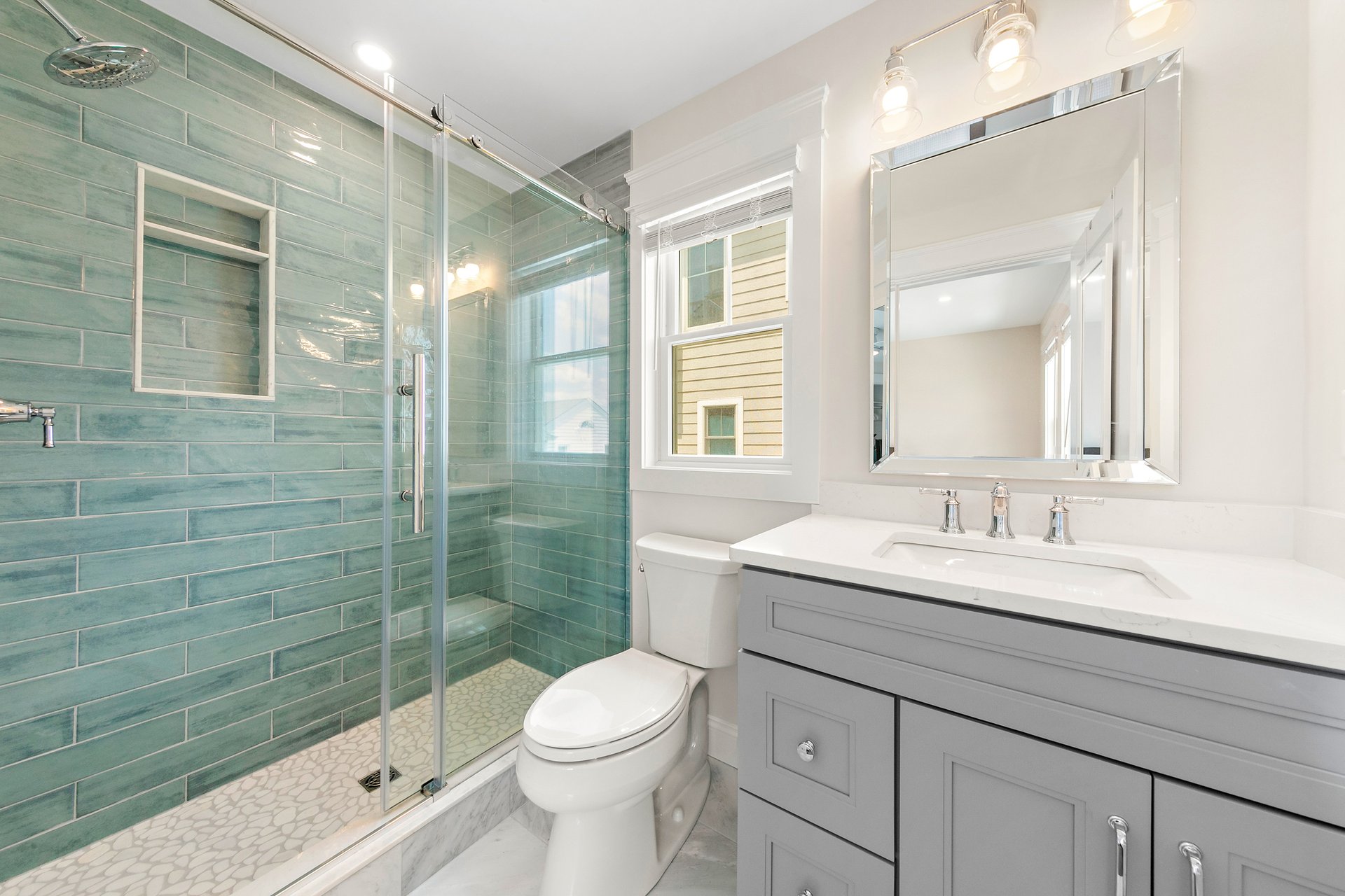 31 E 37th Street