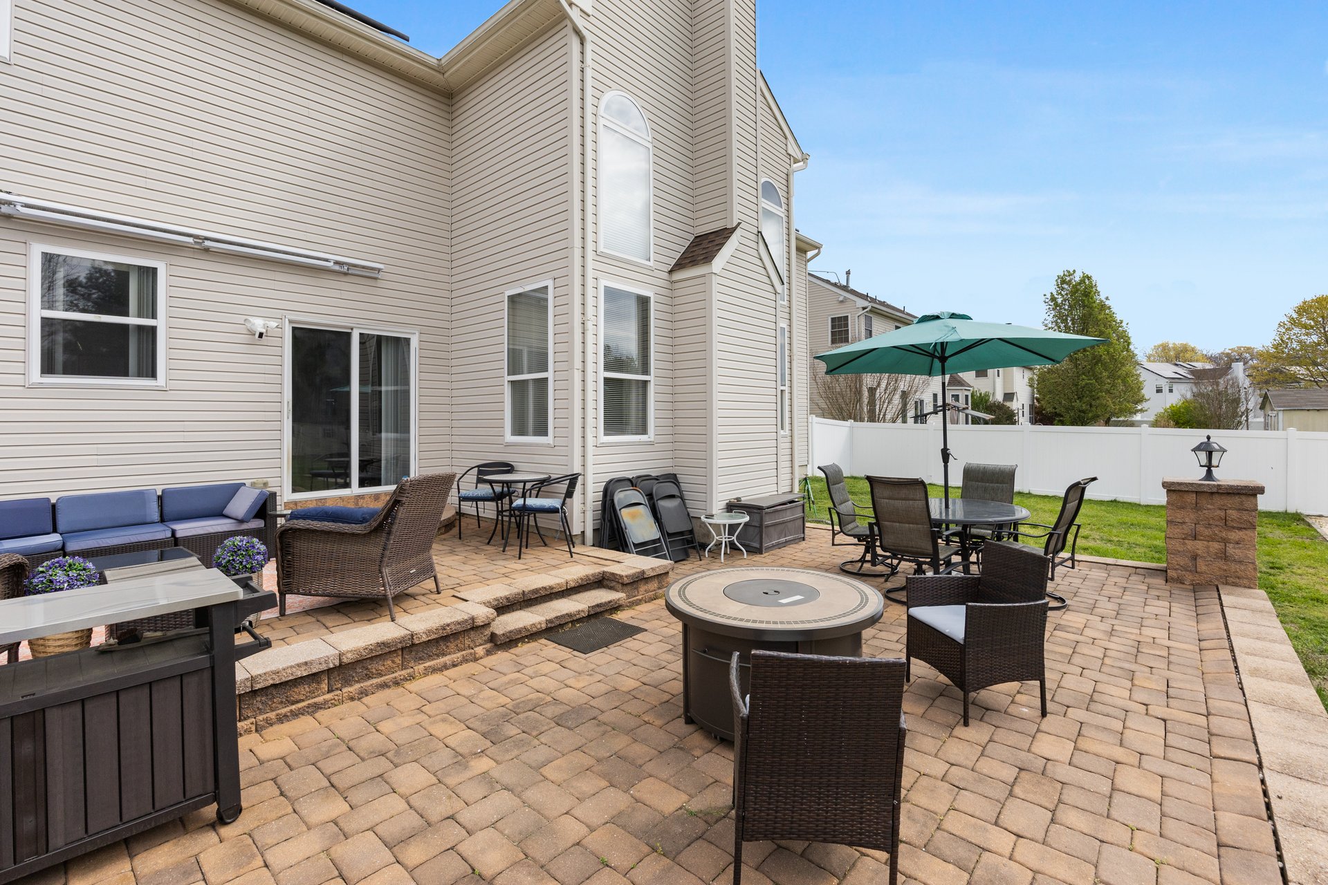 618 Stockton Dr