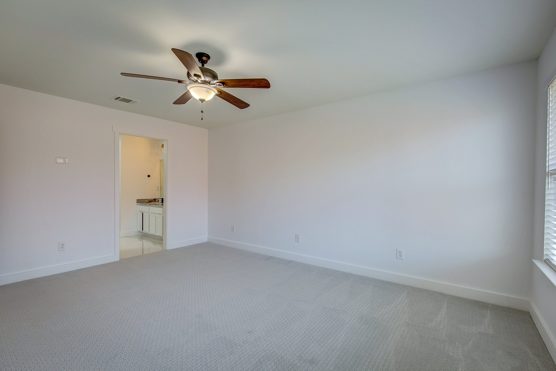 2023 Lake Trail Dr.