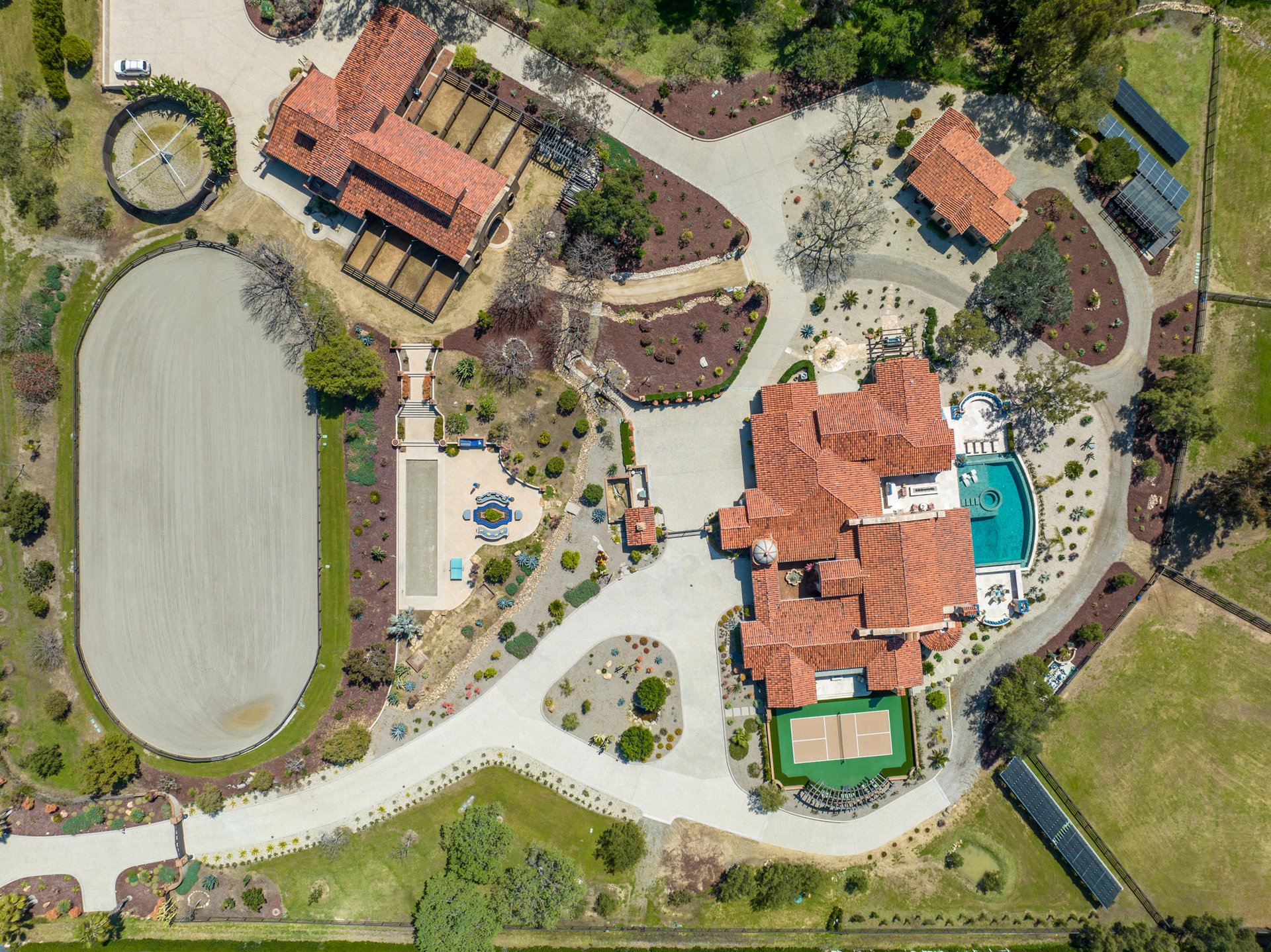 Paradiso in The Ranch