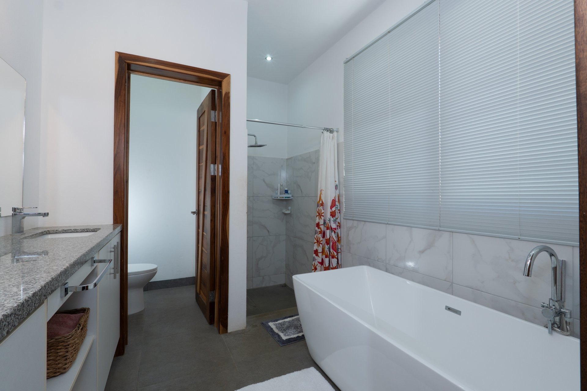 Casa Los Suenos | 4 Bedroom Home with Guest House near Tamarindo Costa Rica