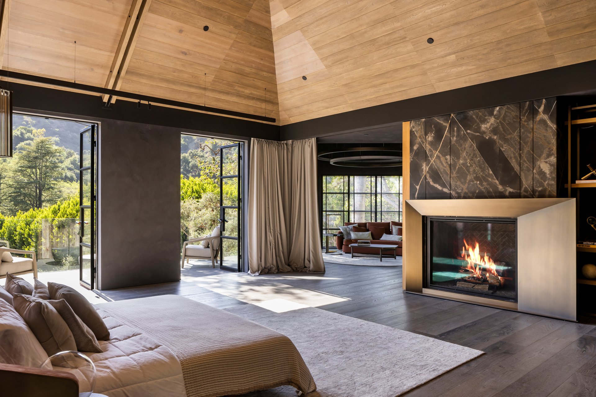2650 Benedict Canyon Dr, Beverly Hills