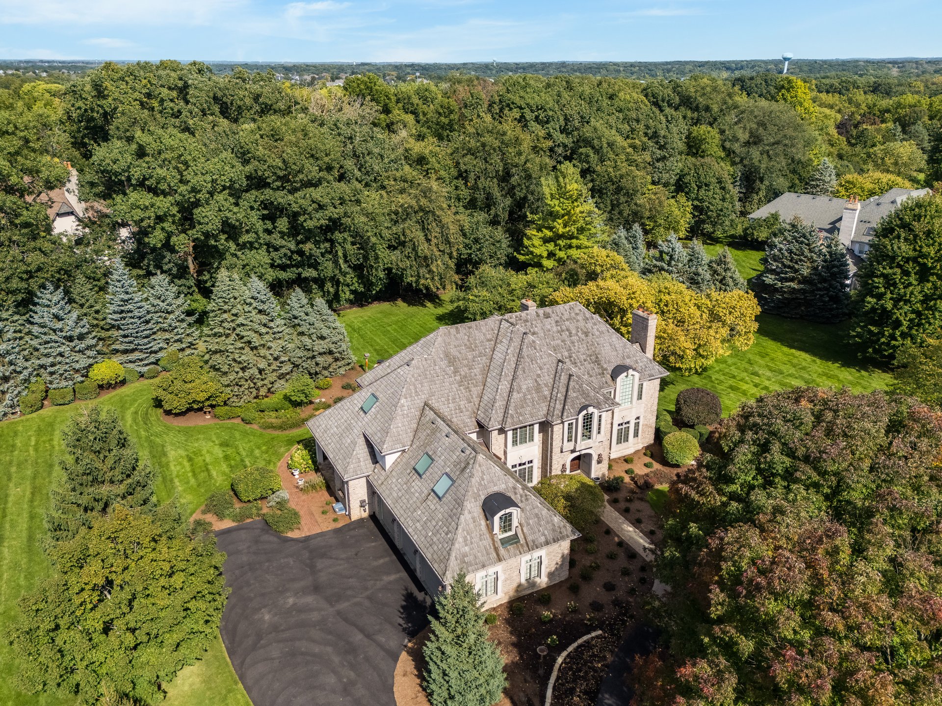 36W540 Hunters Gate Road St. Charles