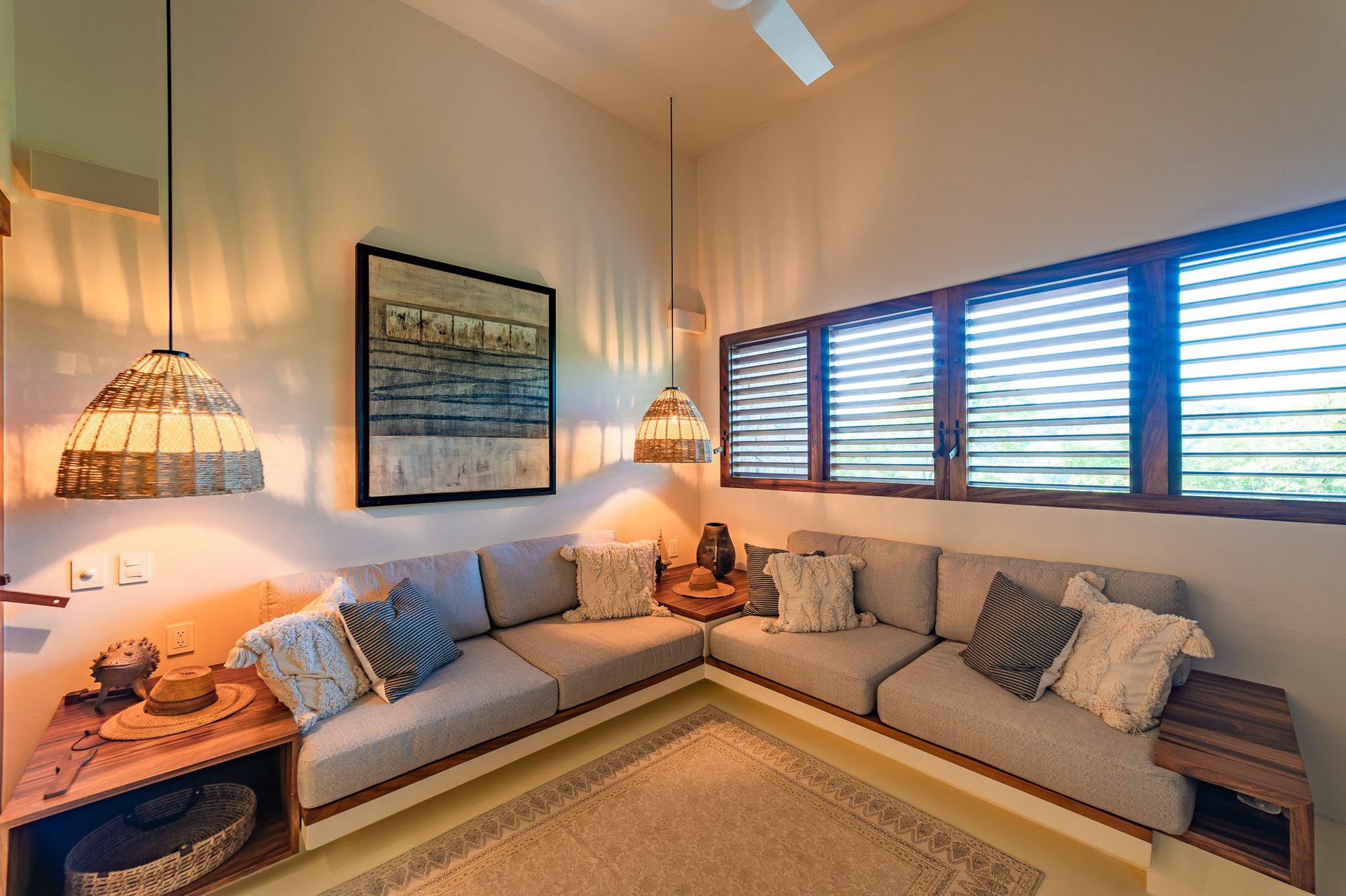 4 bedroom, Single Family Homes, Villa SOLERI 