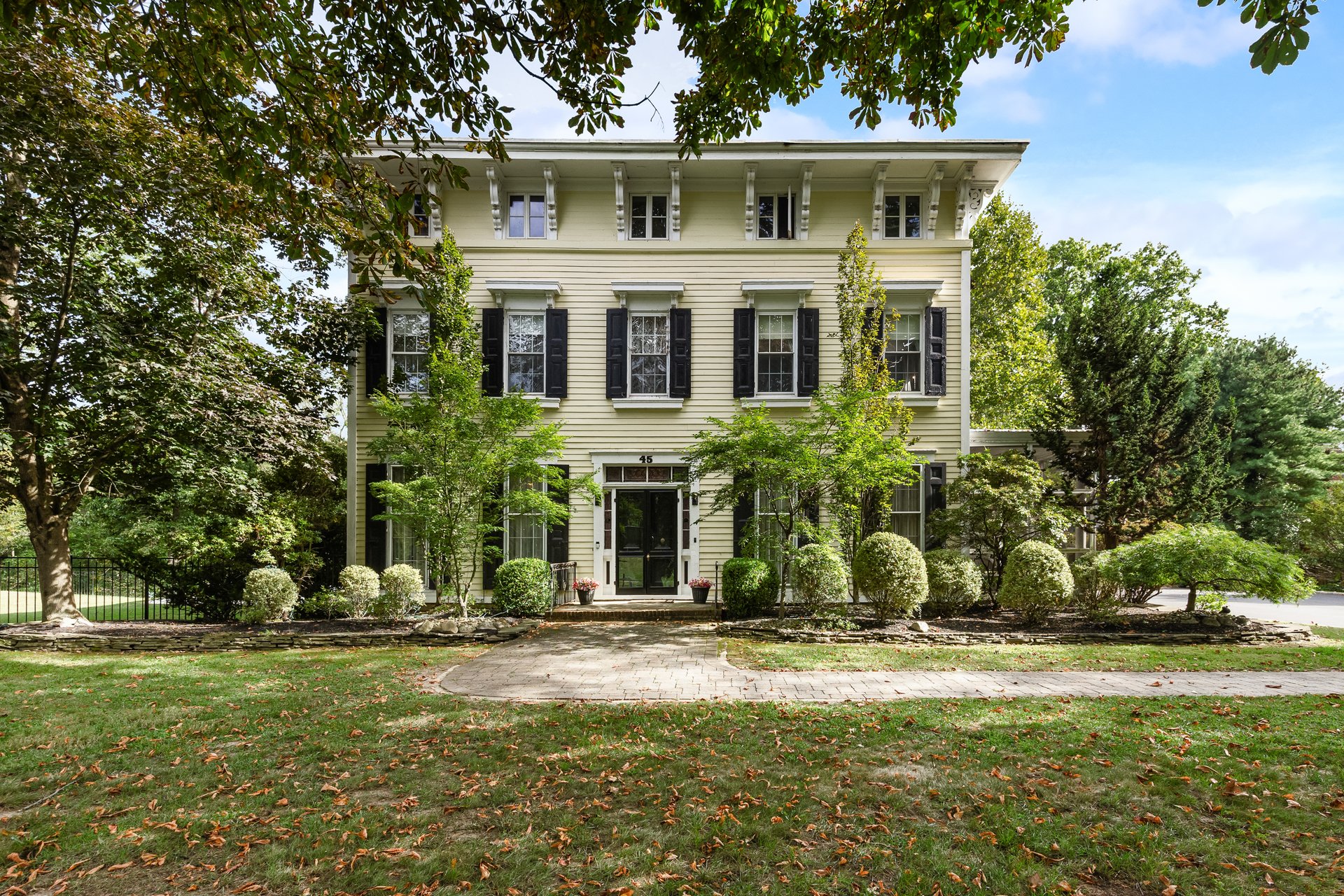 45 Bordentown Crosswicks Rd