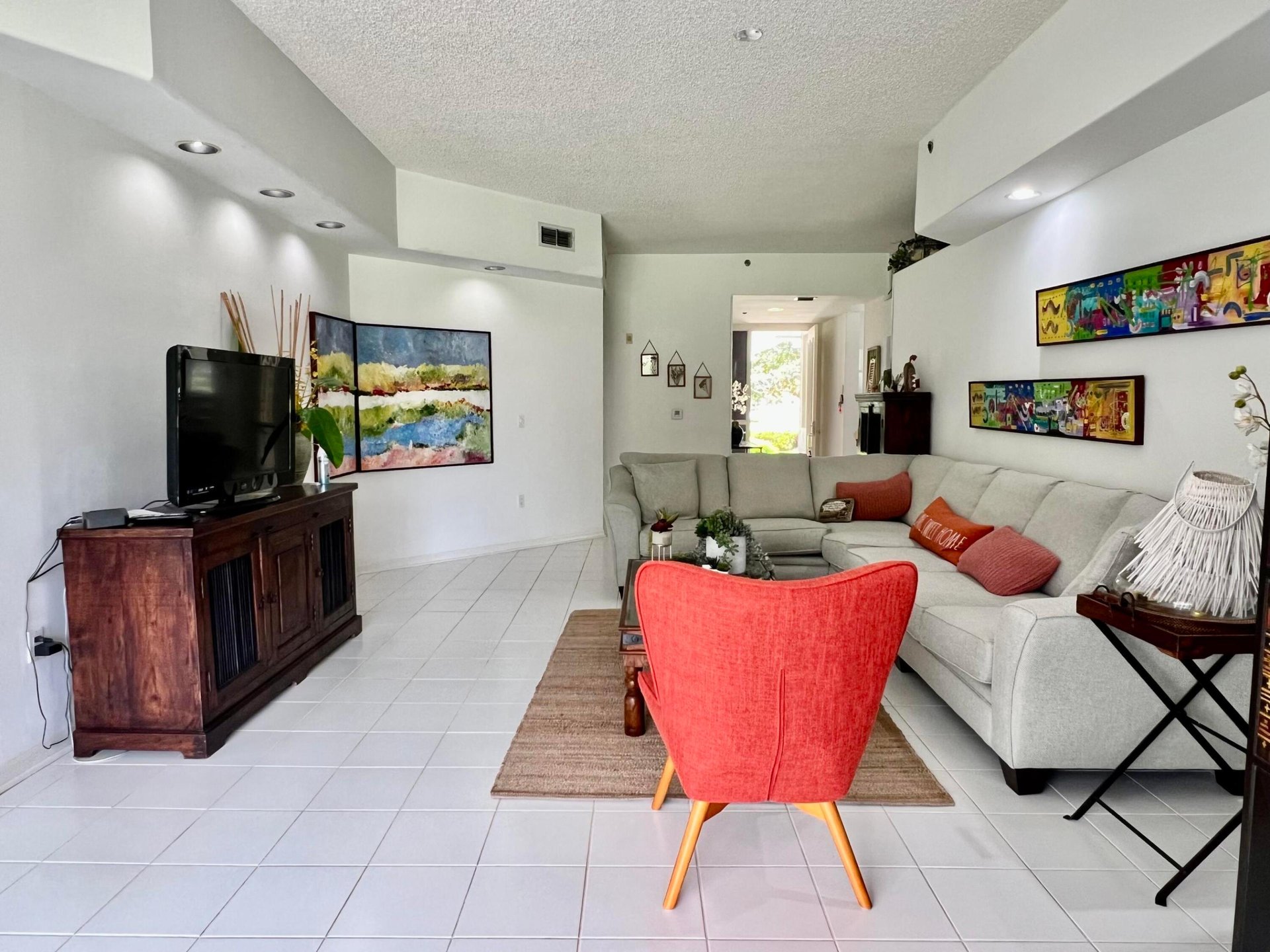2431 NW 59th St 404