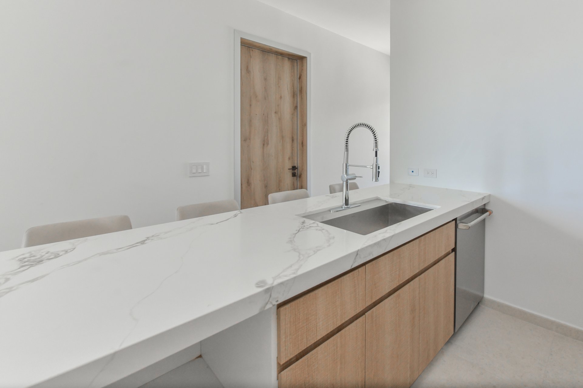 Walishali Condominium Unit 2-21