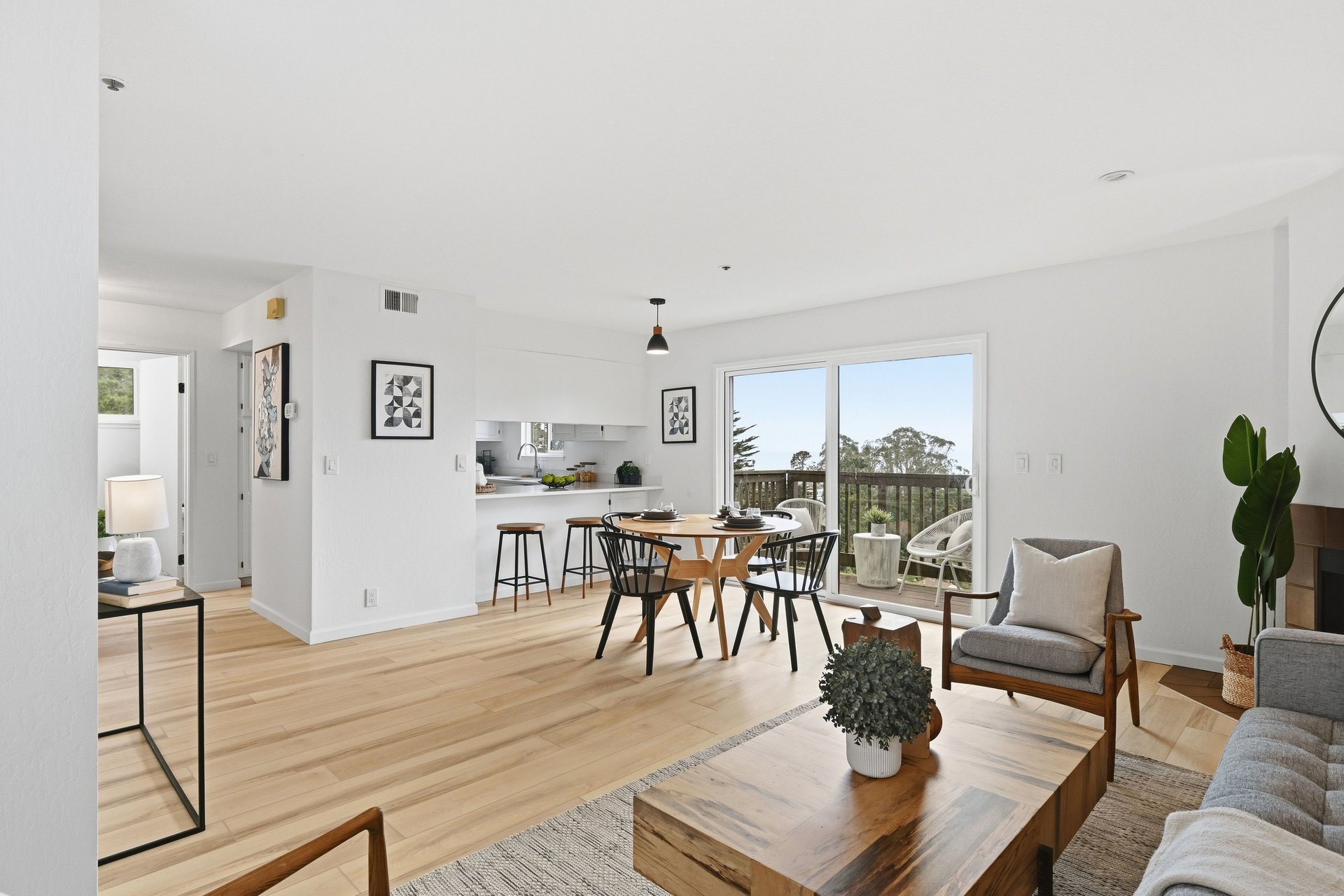 504 Monterey Road 10