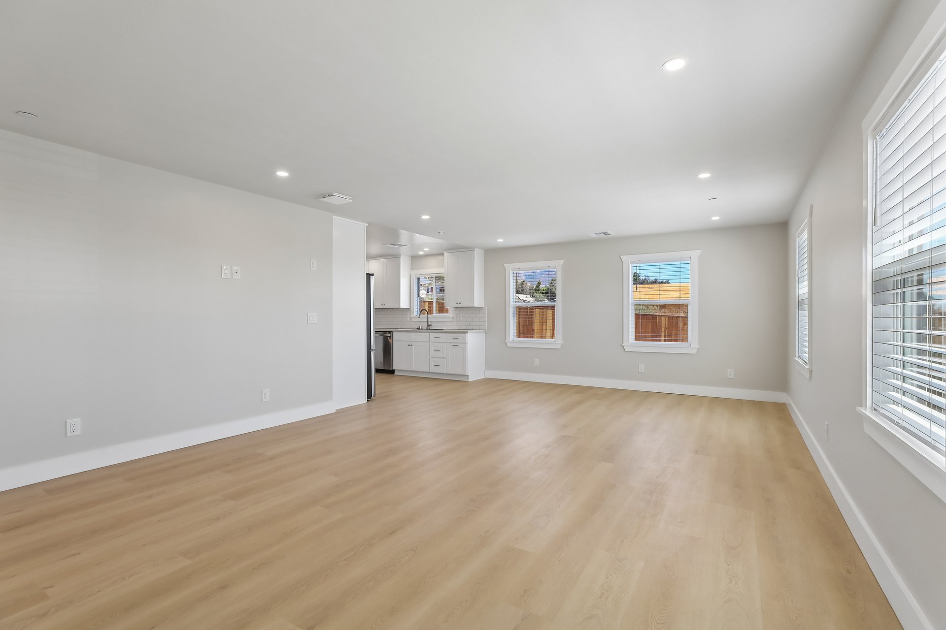 19 E Pine Street