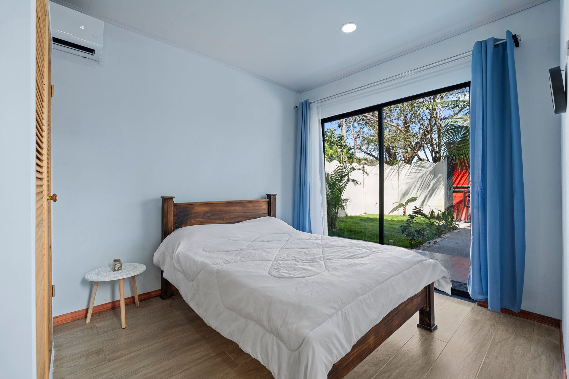 Casa Azul | House & Cabina For Sale Near Tamarindo!