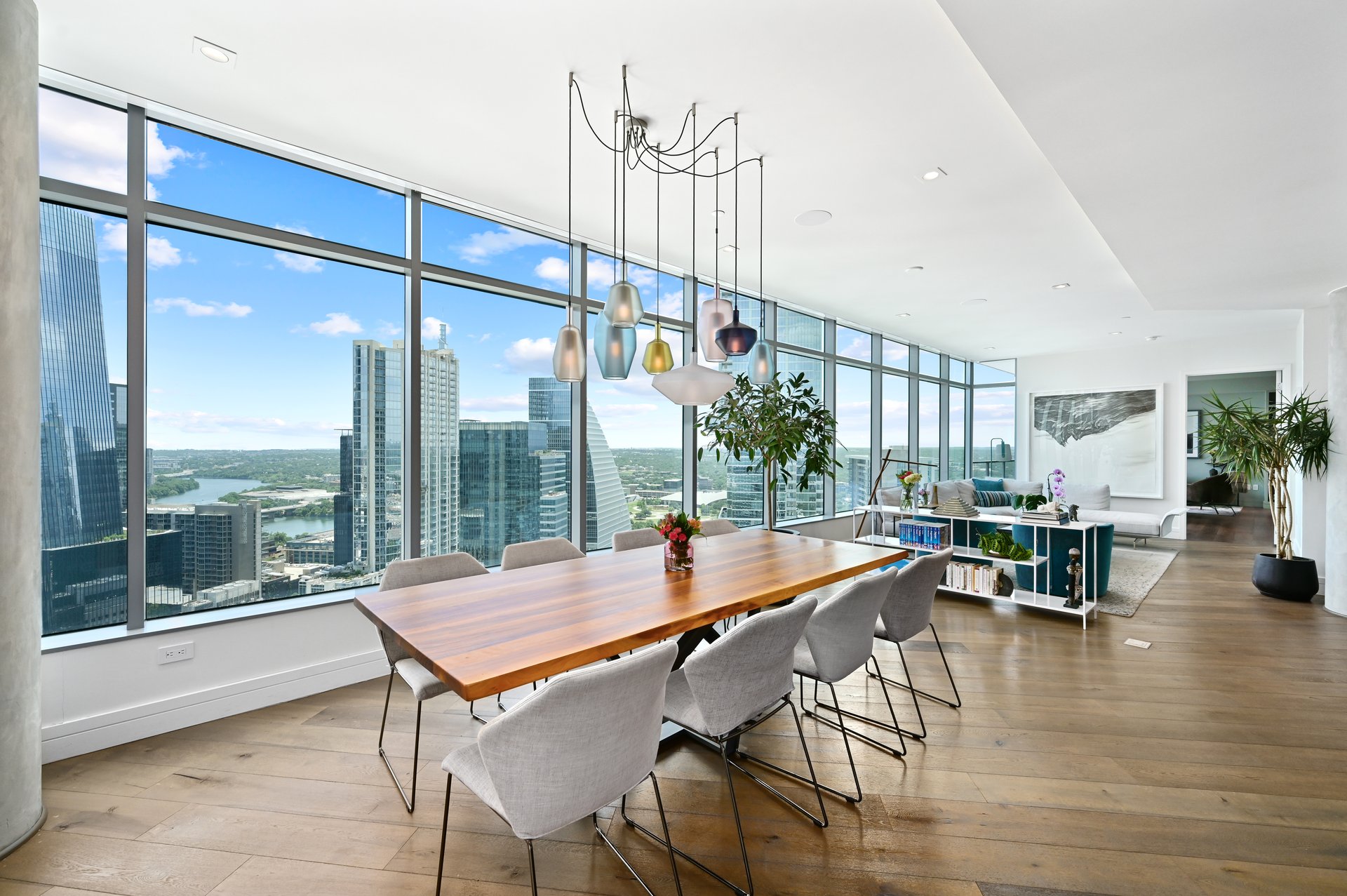 501 West Ave #3203