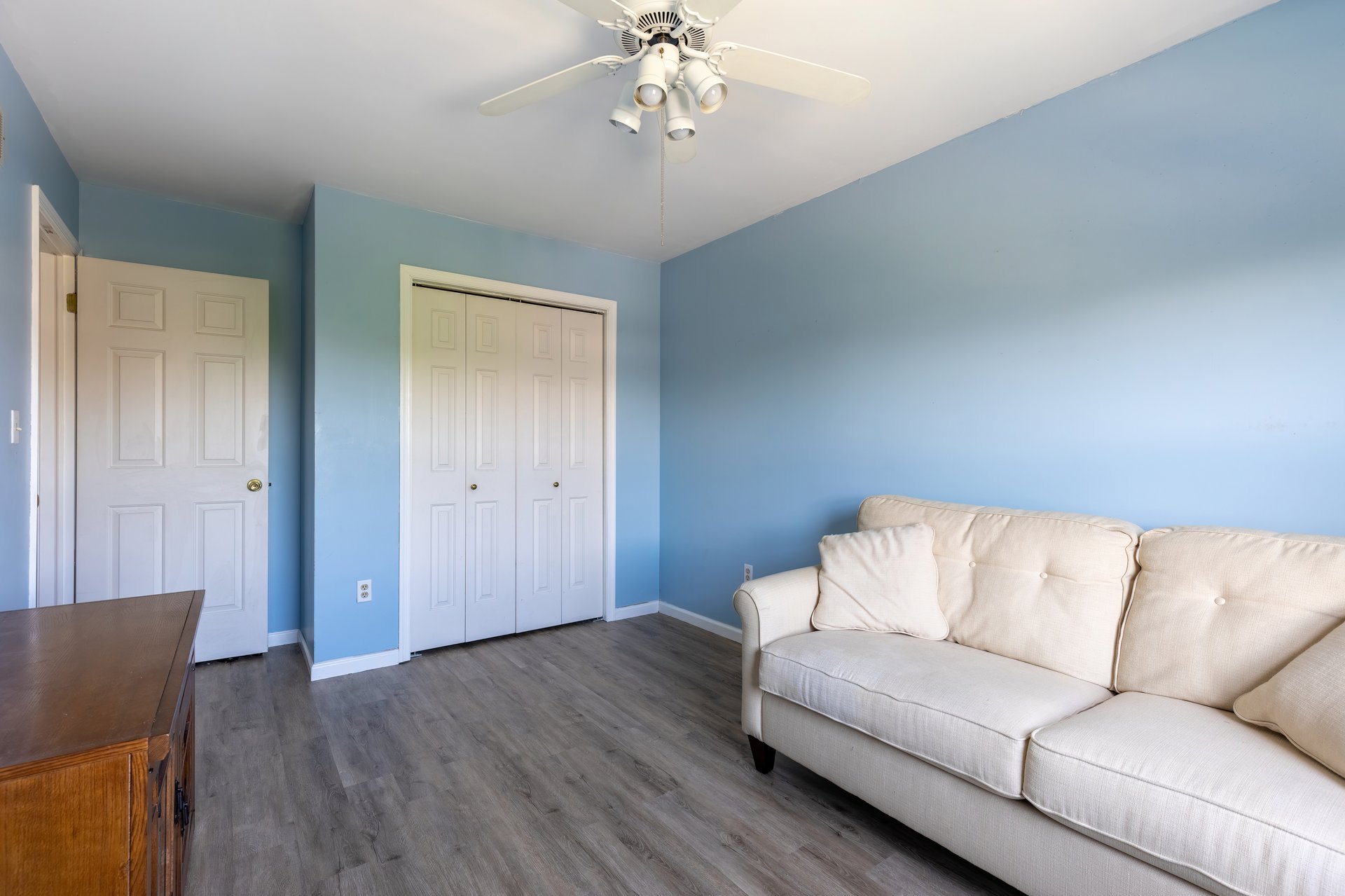 582 Coventry Court