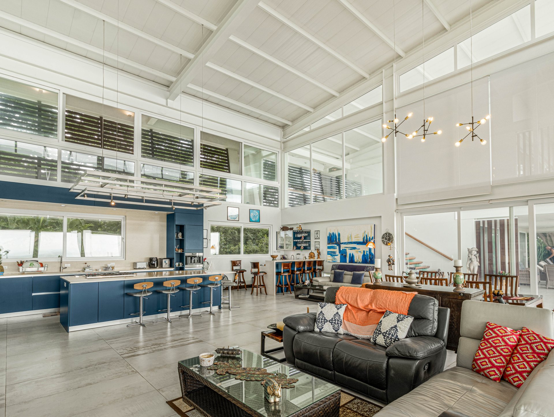 Nativa Contemporary Infinity Views | Luxury Rainforest Estate with Pacific Ocean Views
