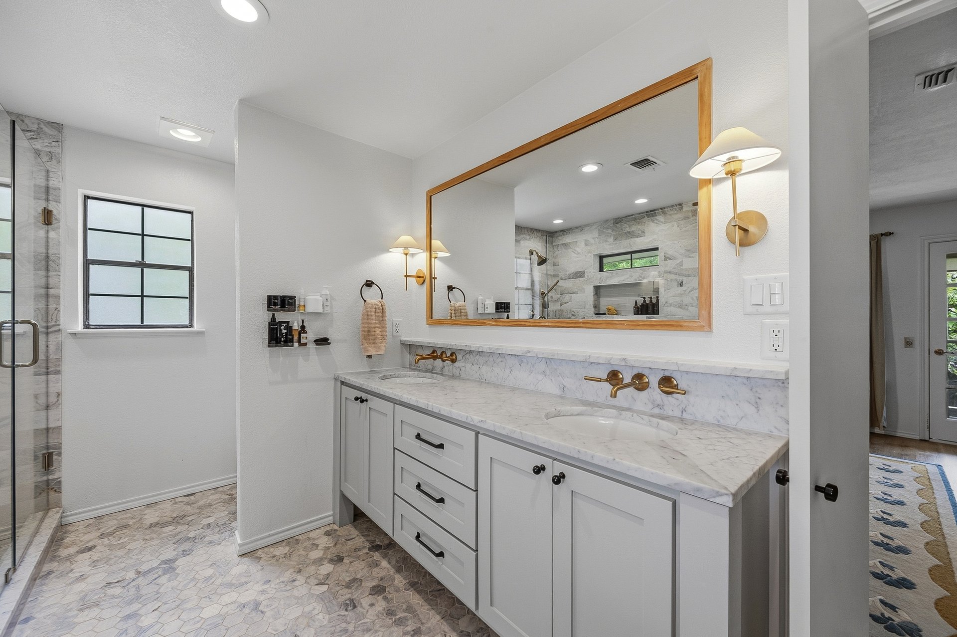 Acreage, Updated, All Near All Saints Episcopal School