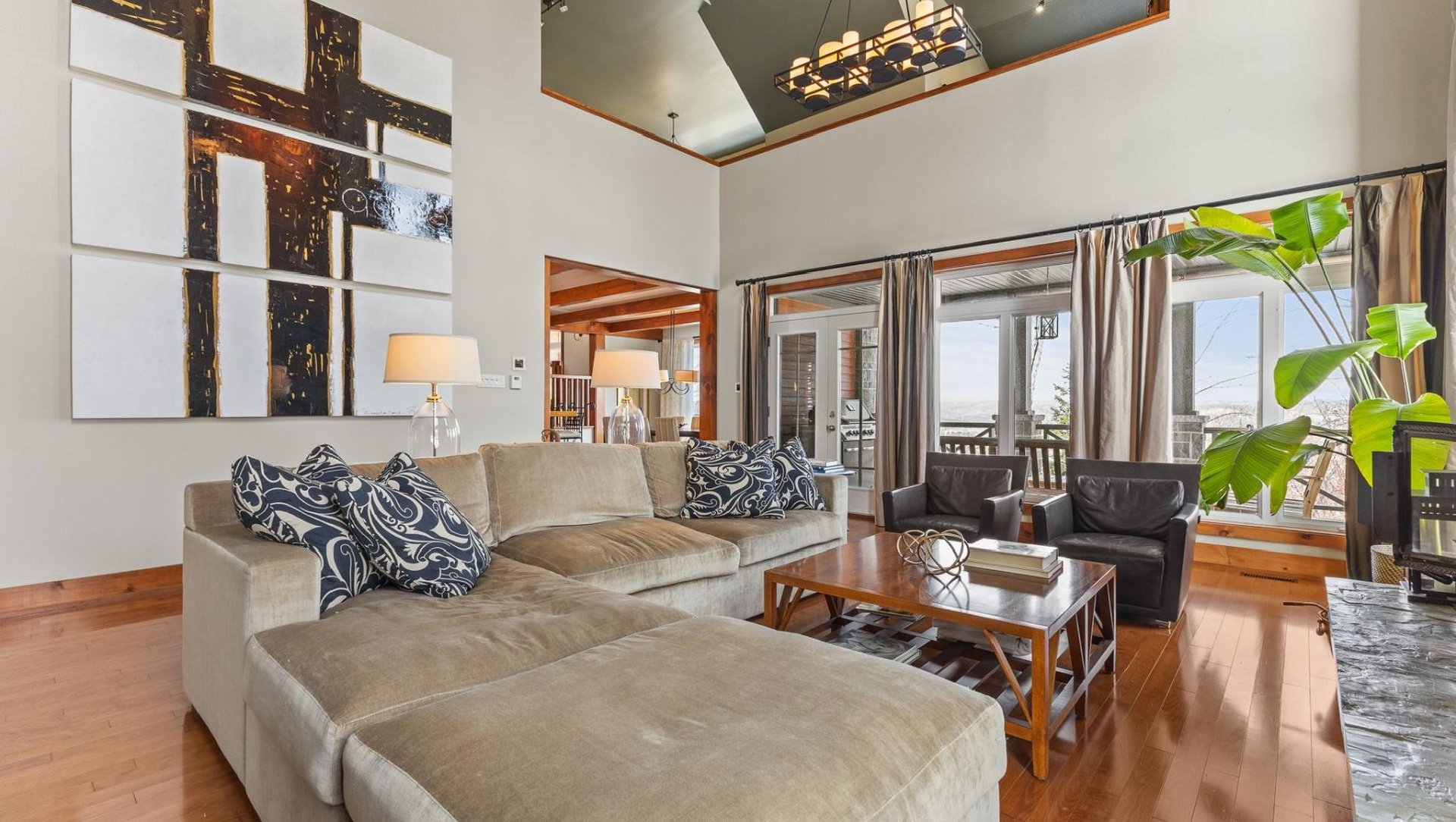 Mont-Saint-Sauveur | Panoramic ski-in/ski-out residence