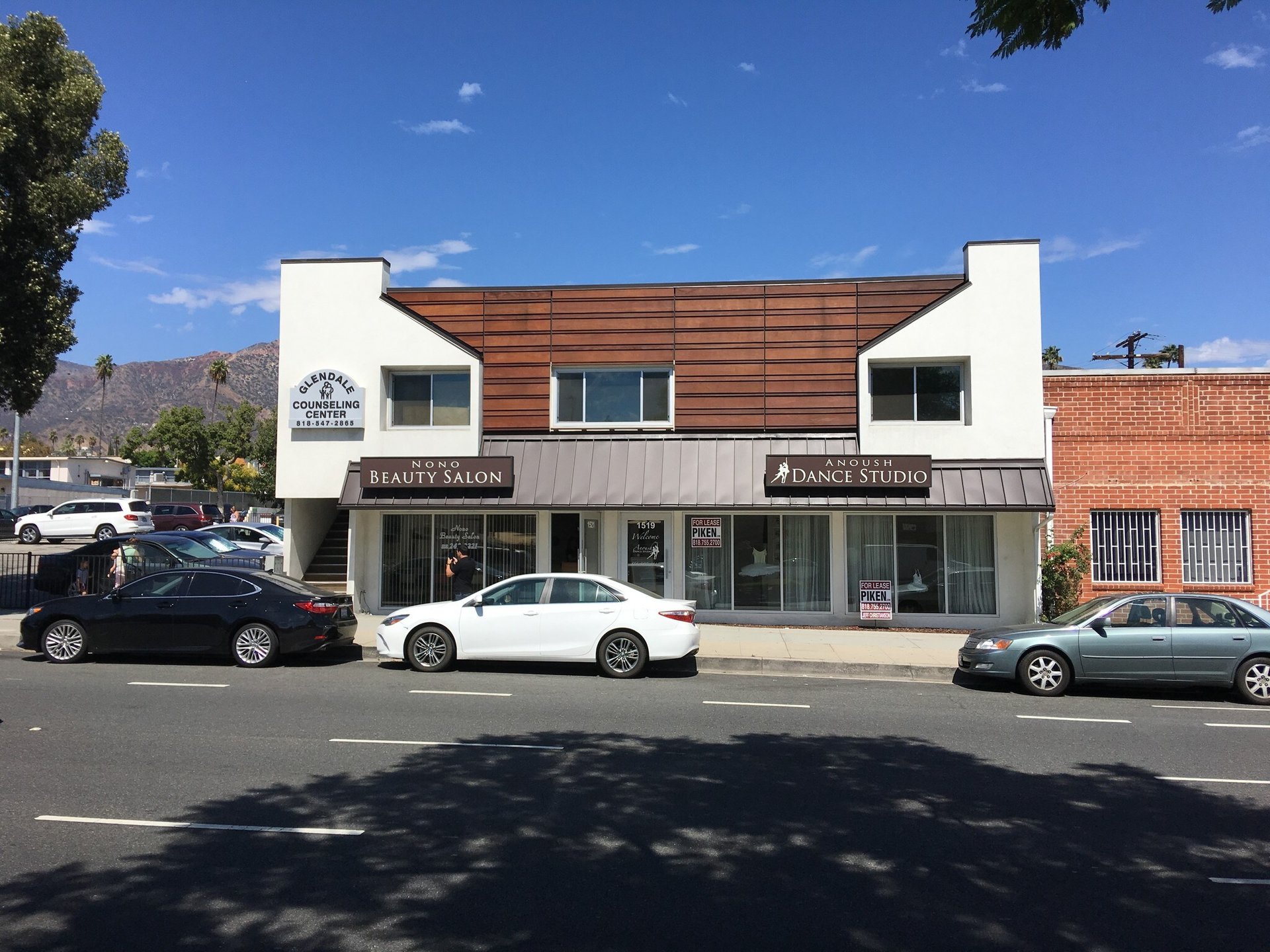 1519-1521 W. Glenoaks