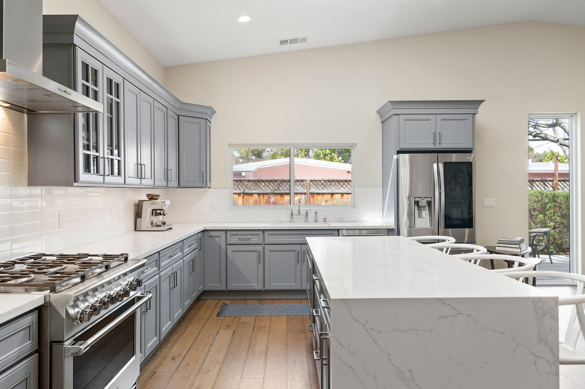 2331 Sunny Vista Dr