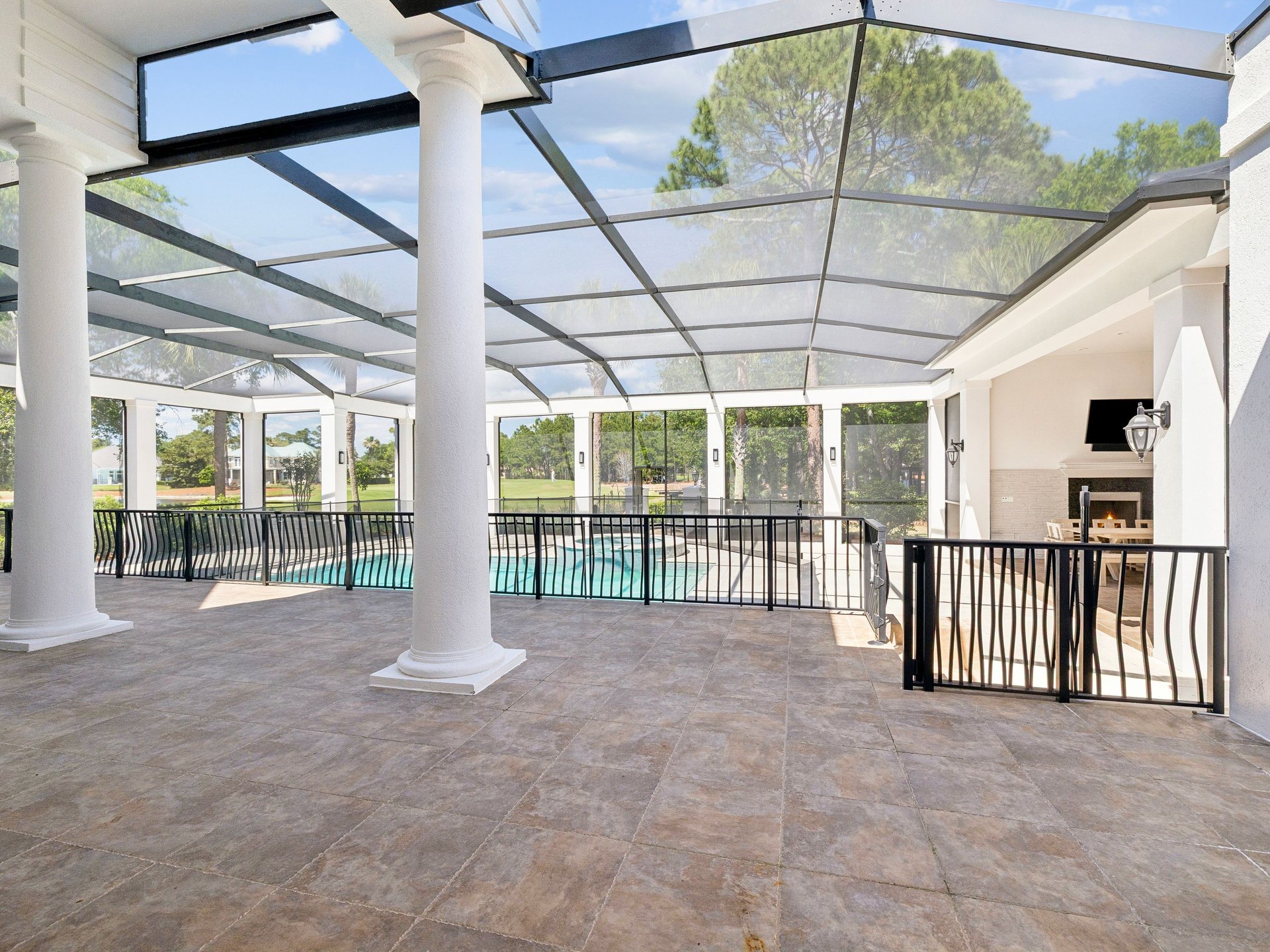An Elevated Retreat Within Sandestin’s Island Green