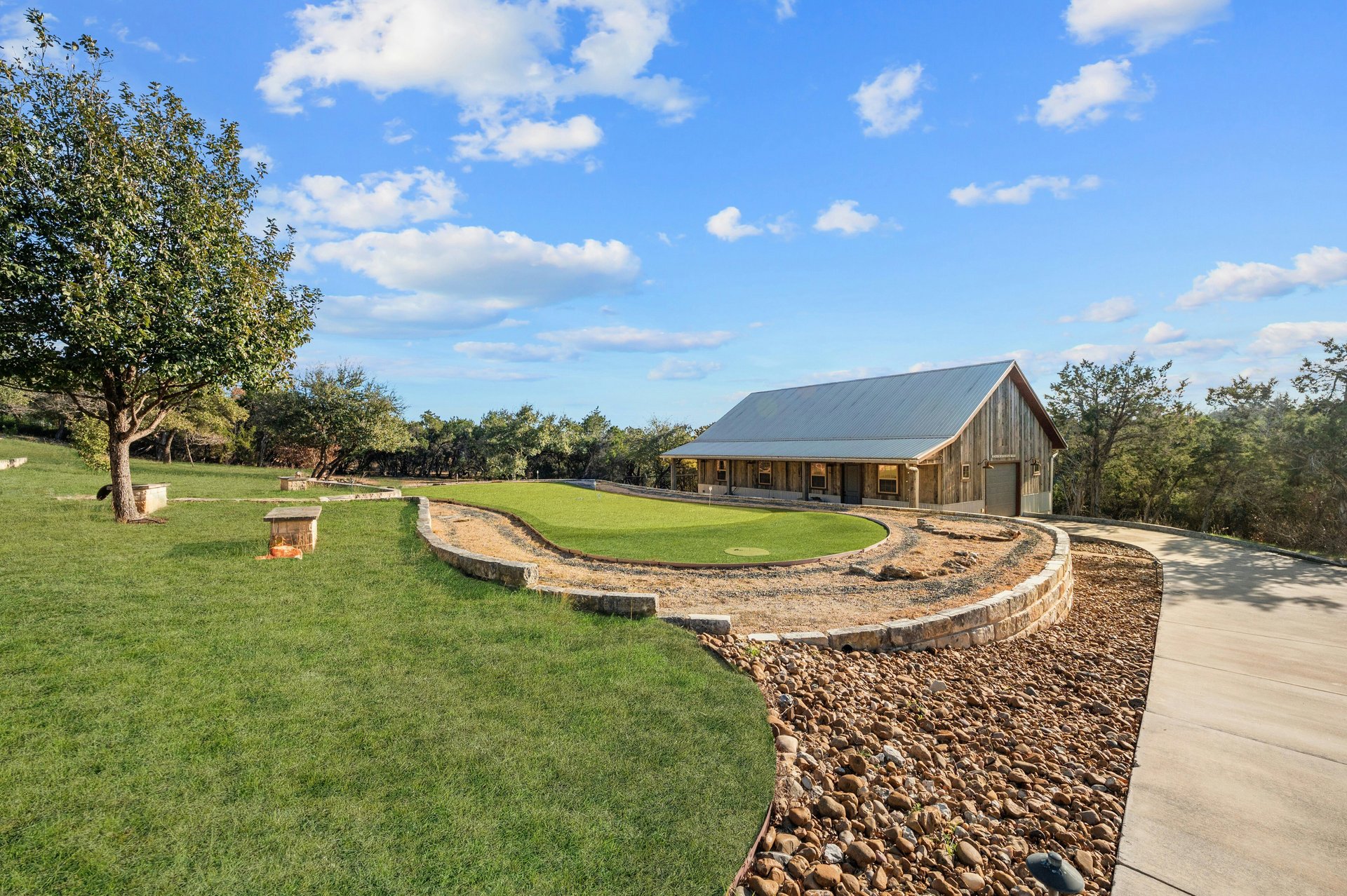 1386 Patterson Road 