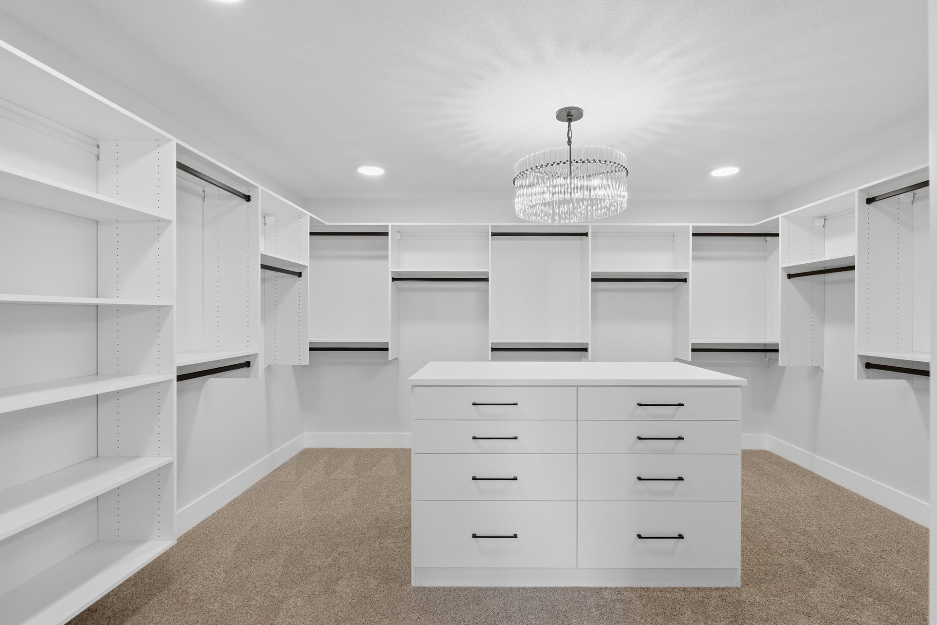 378 Bessborough Drive SW