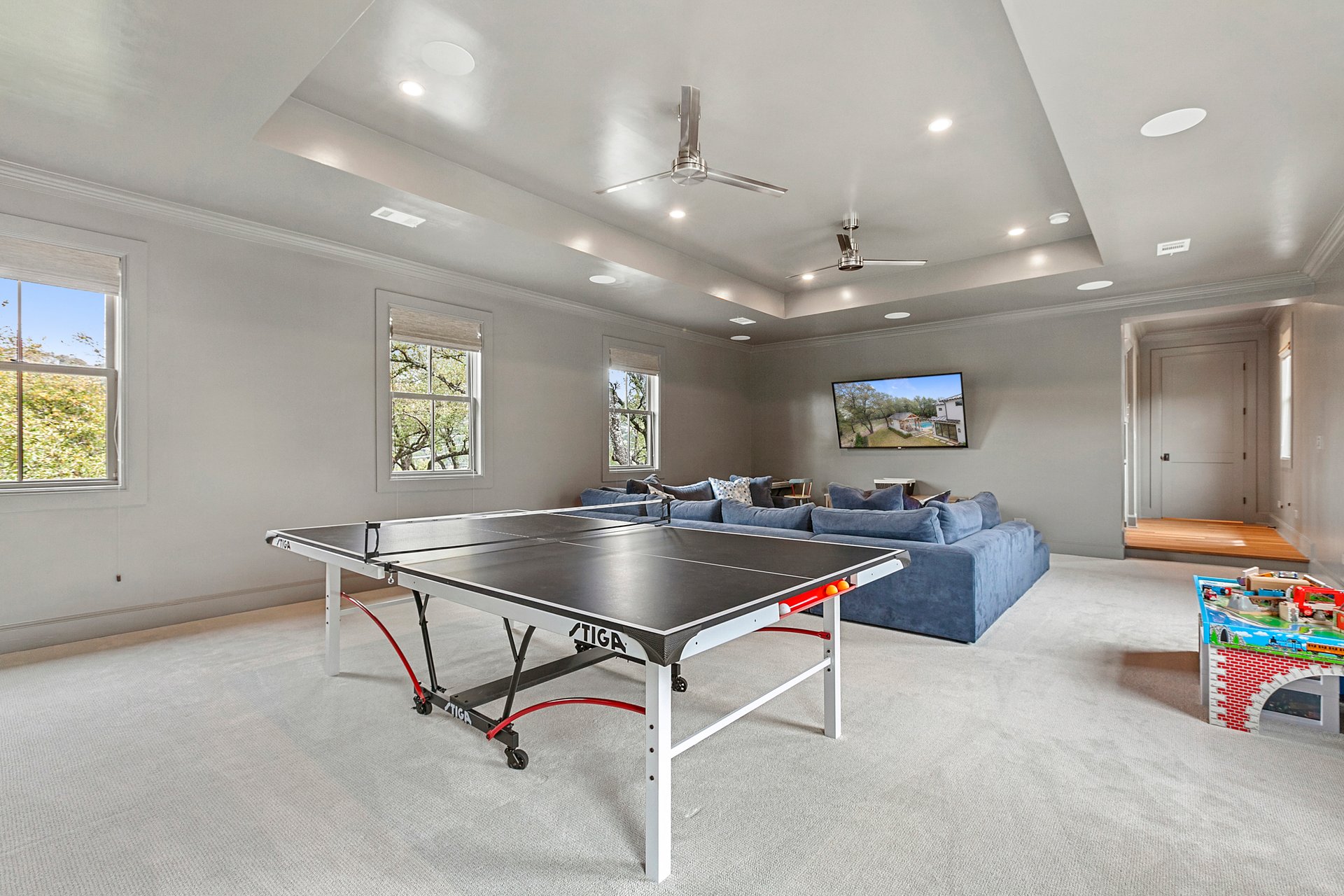 3604 Westlake Drive 
