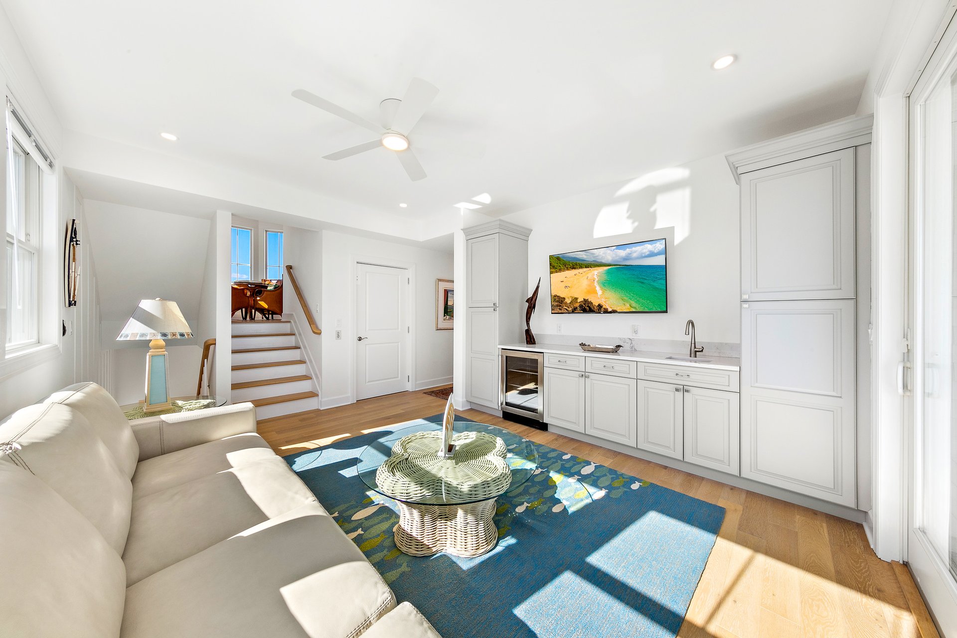 4901 S Long Beach Blvd - Pet Friendly