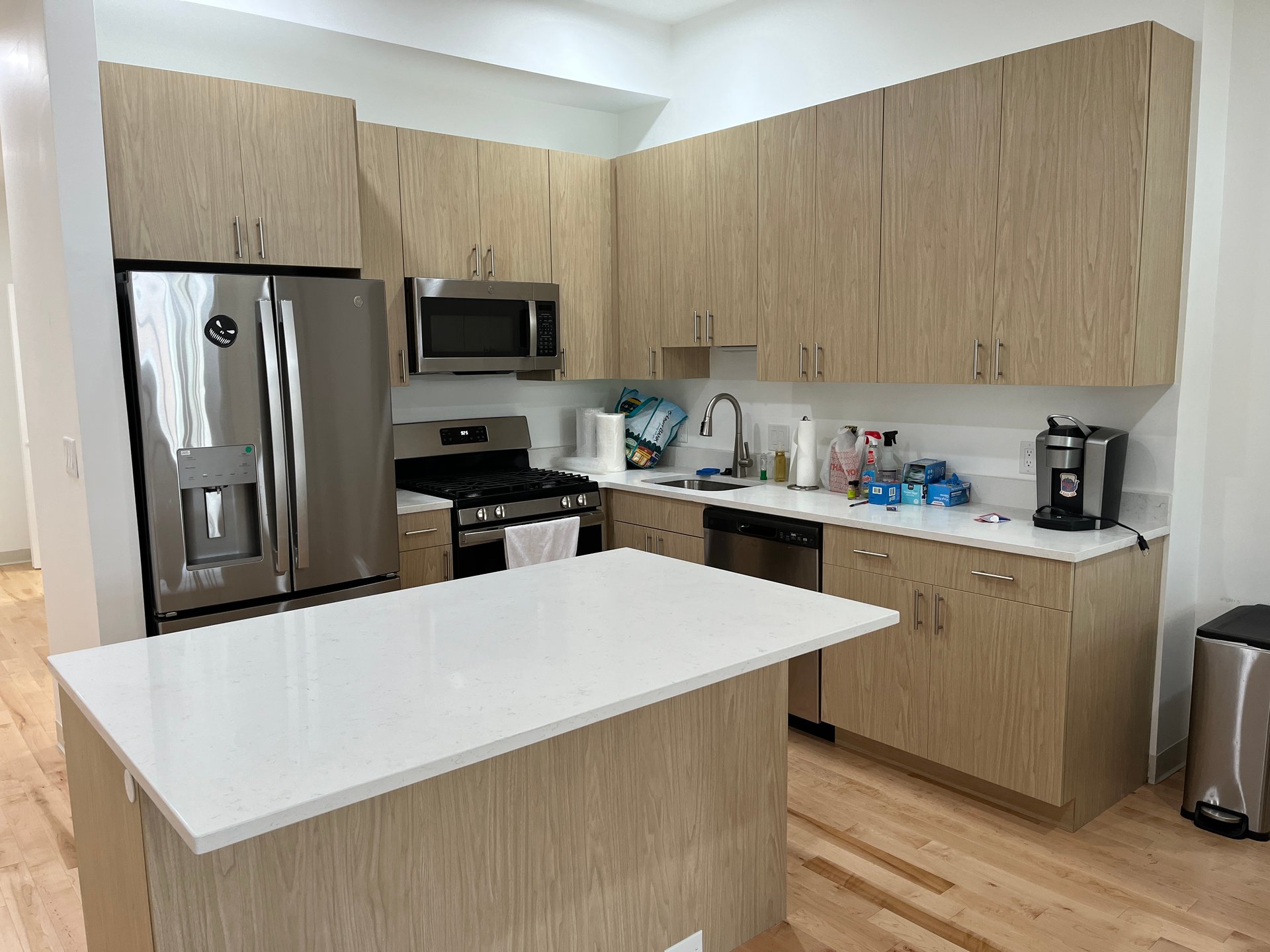 Northampton Street - One bed one back with laundry, roof deck, elevator and Parking! 