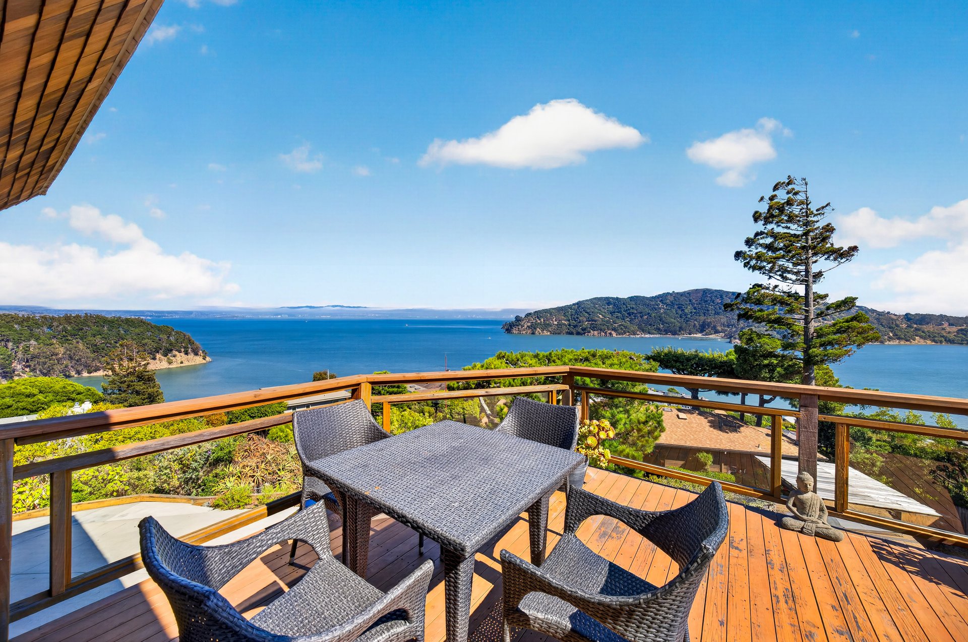 Sweeping Views Across the Bay