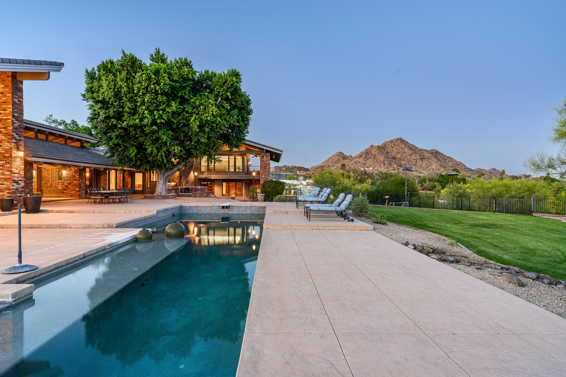 Luxury PV Hilltop Sanctuary