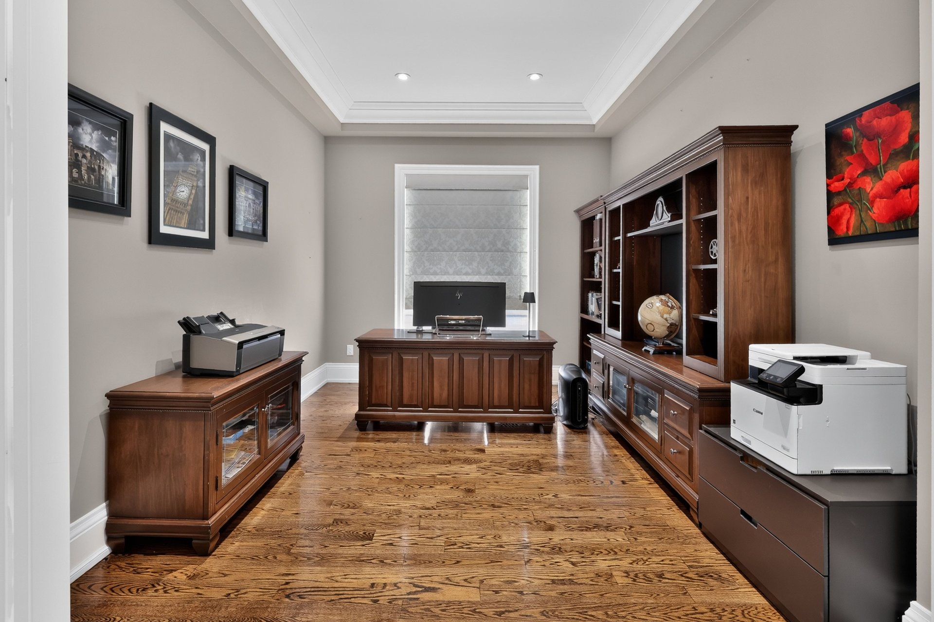2513 Sharon Cres
