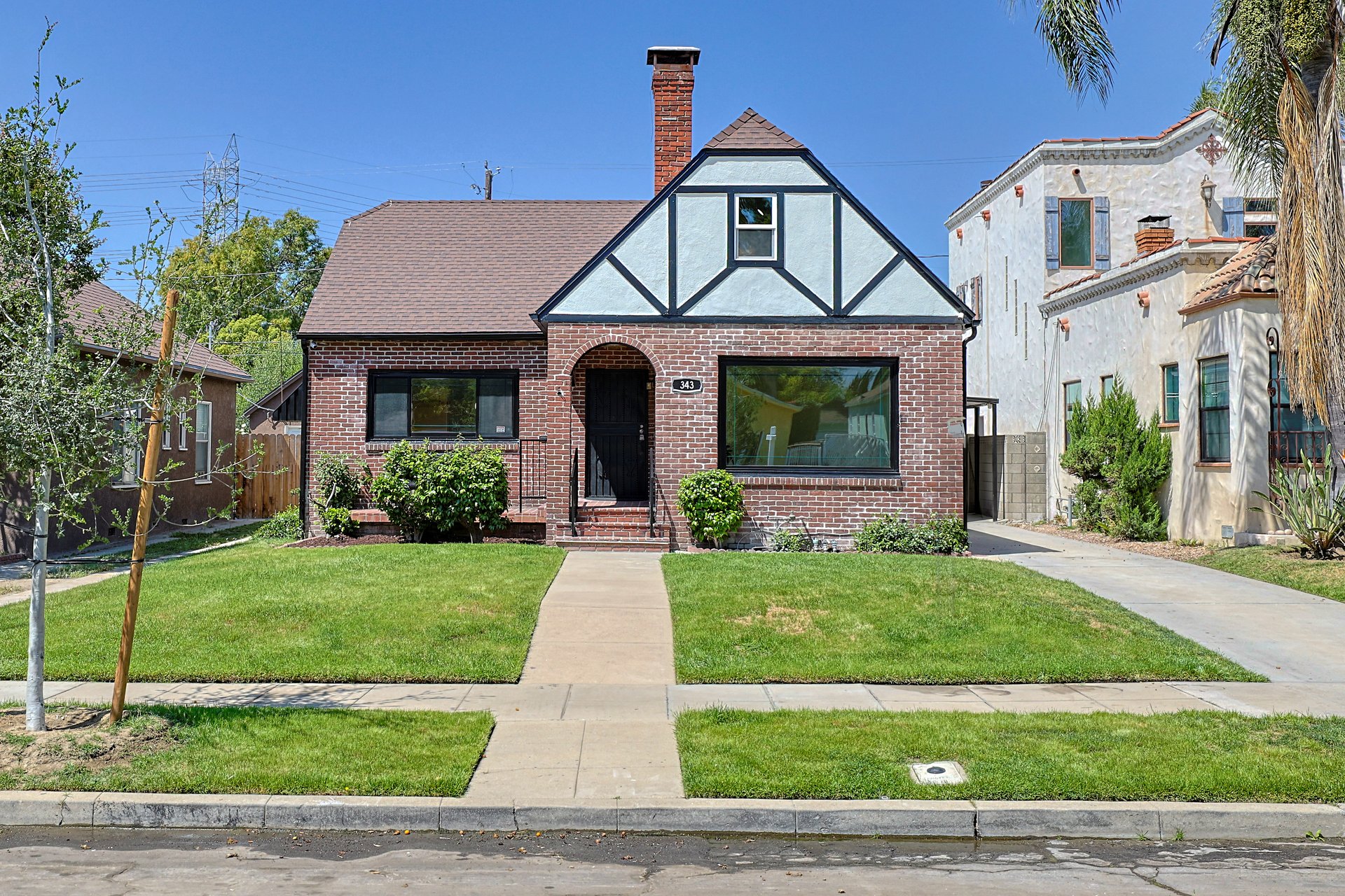 343 N Fairview St