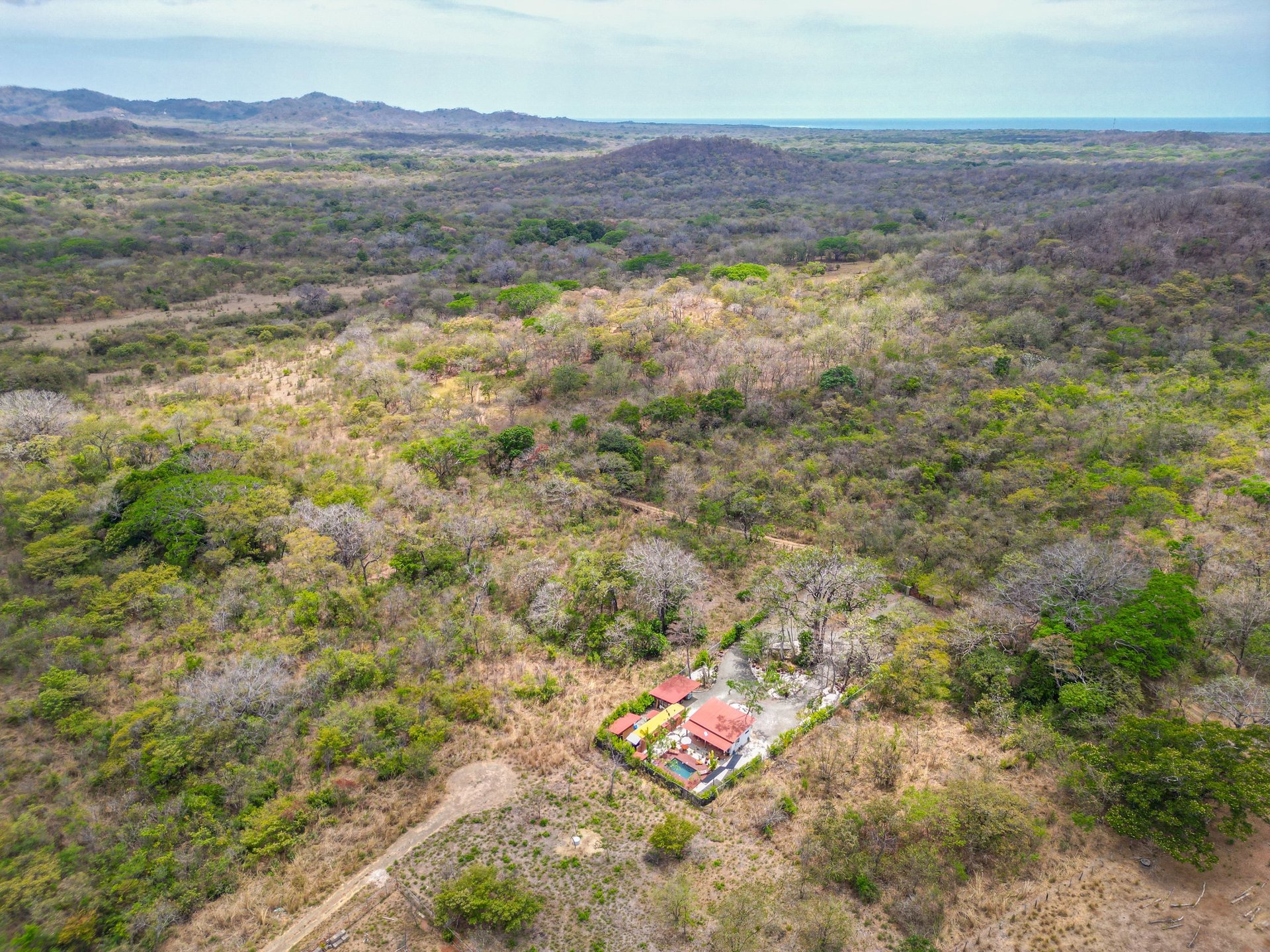 Casa Jaramillo | Eco-Friendly Property with Guest Studio & Solar Power – Near Tamarindo