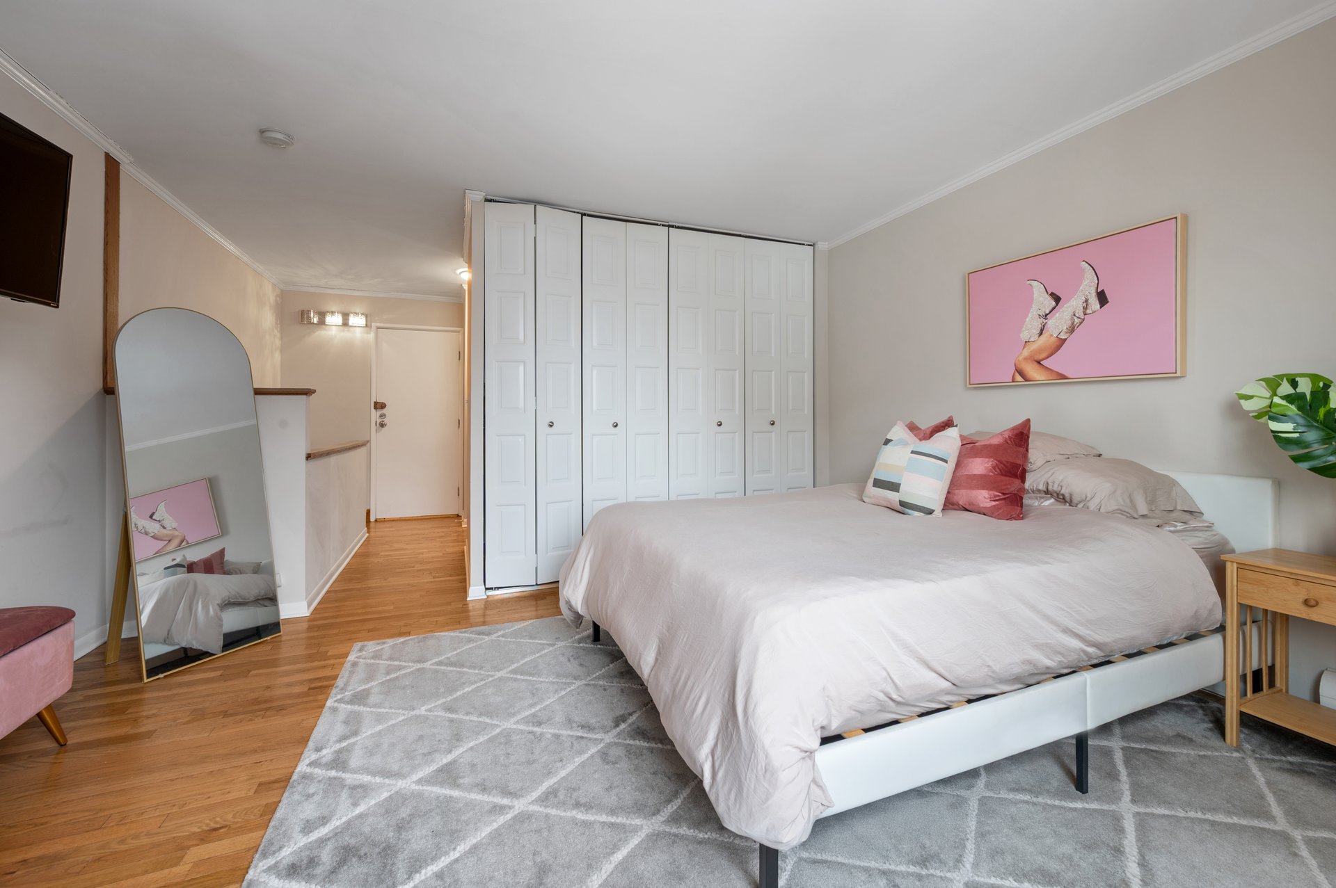 832 Oakdale Ave Unit 3H