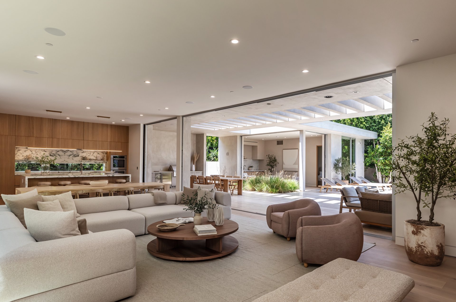 634 Moreno Ave, Brentwood