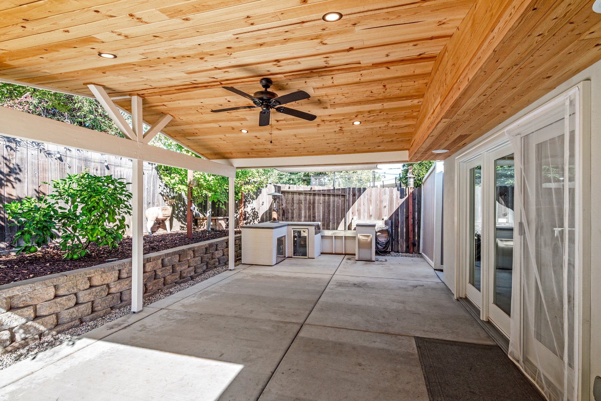 5021 Waterbury Way