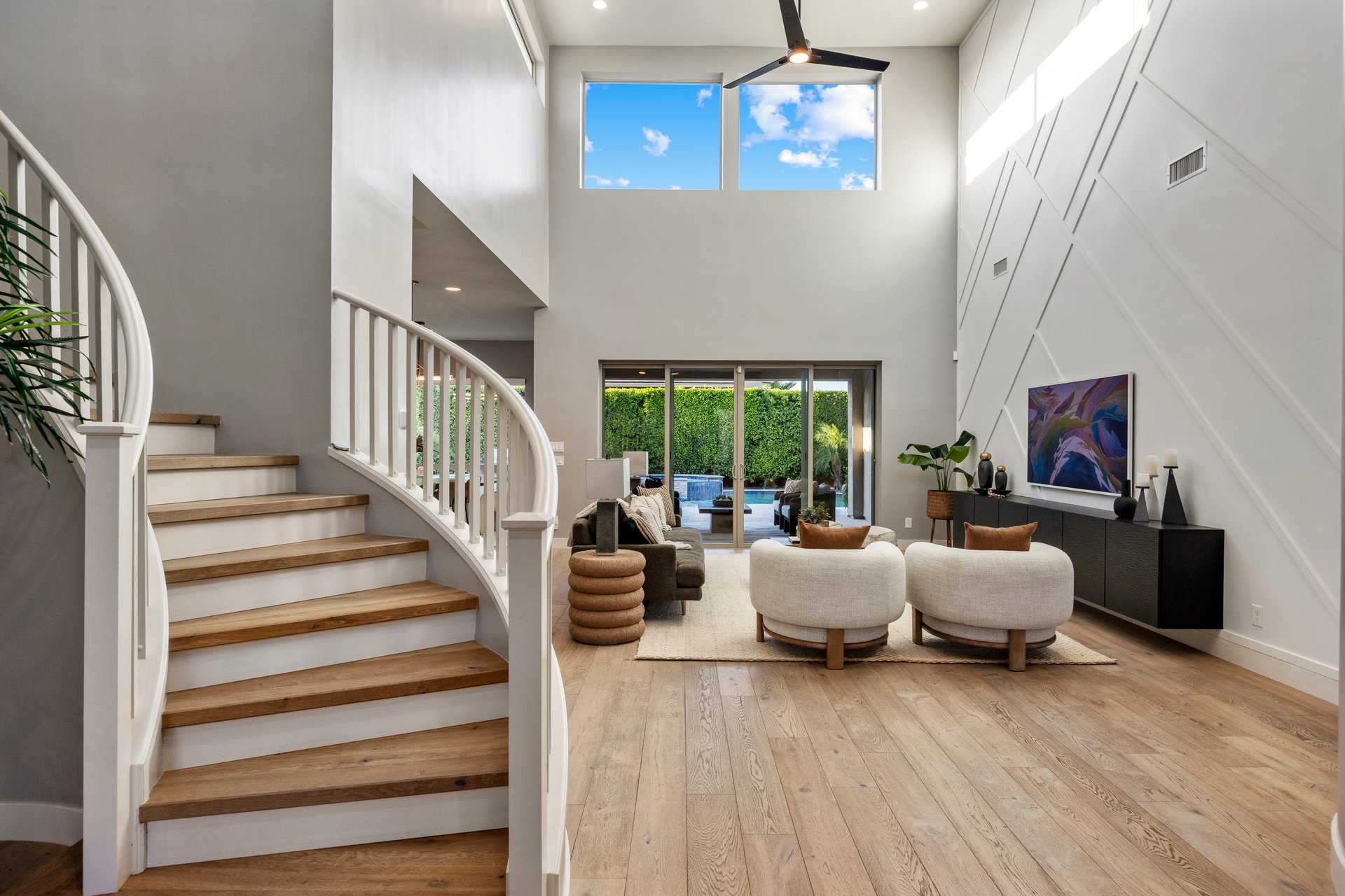3020 E LOS GATOS Drive