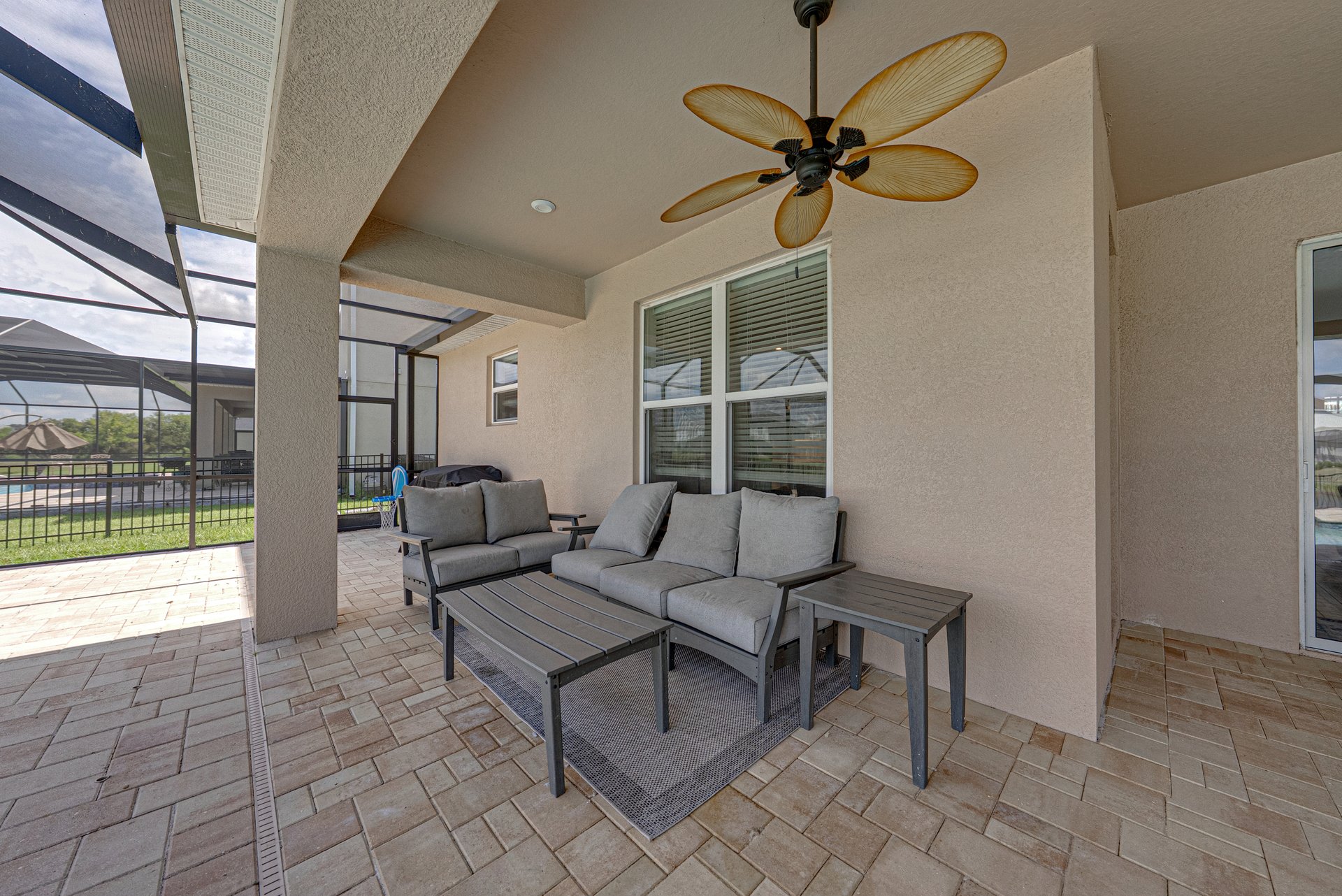 6978 BRADBURY CIR