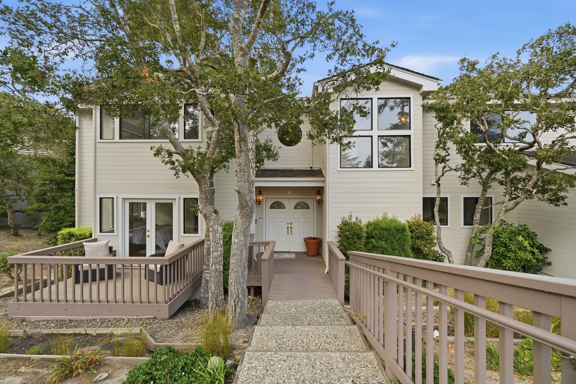 8 Cramden Drive 
