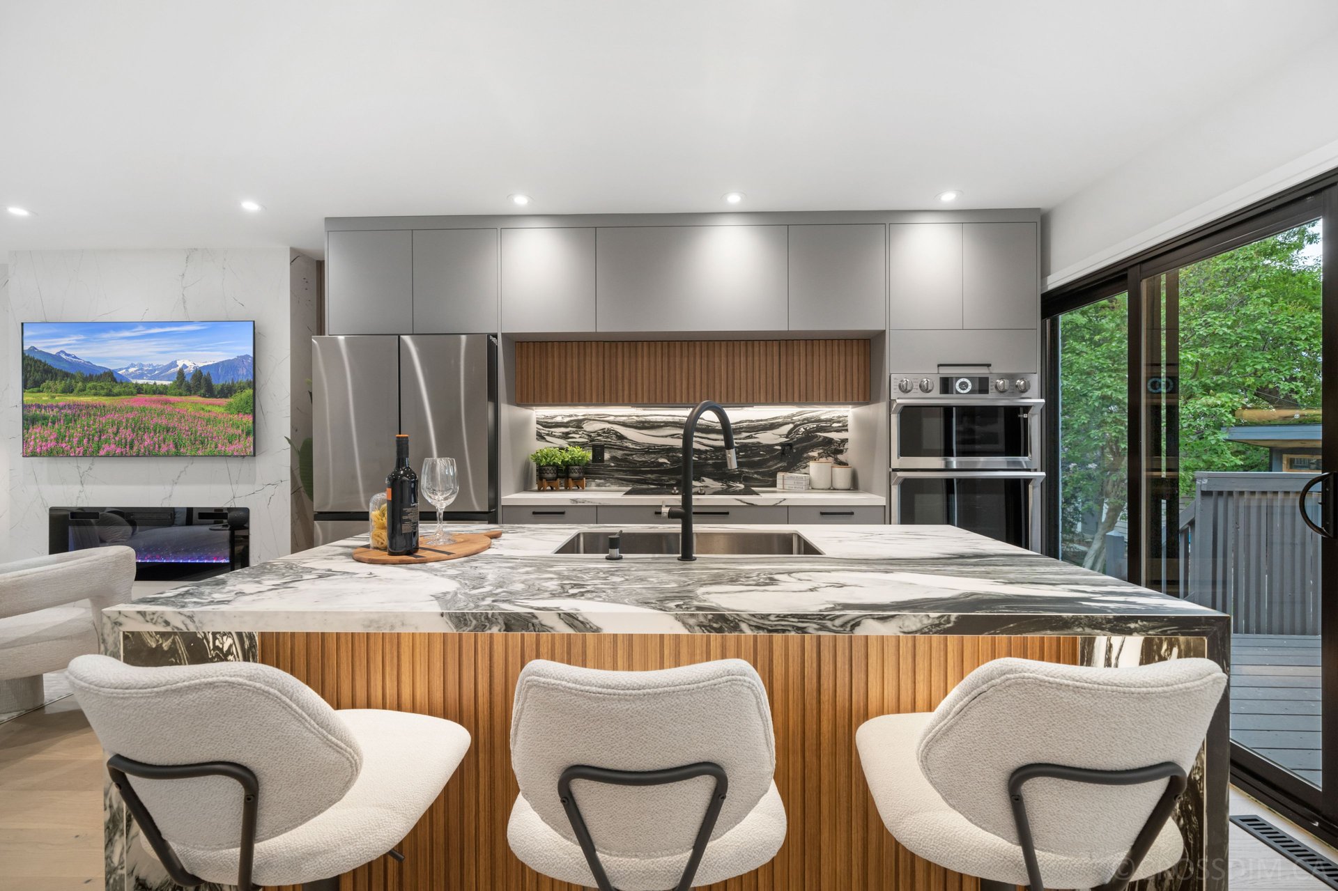 SOLD: Discover Refined Luxury Living