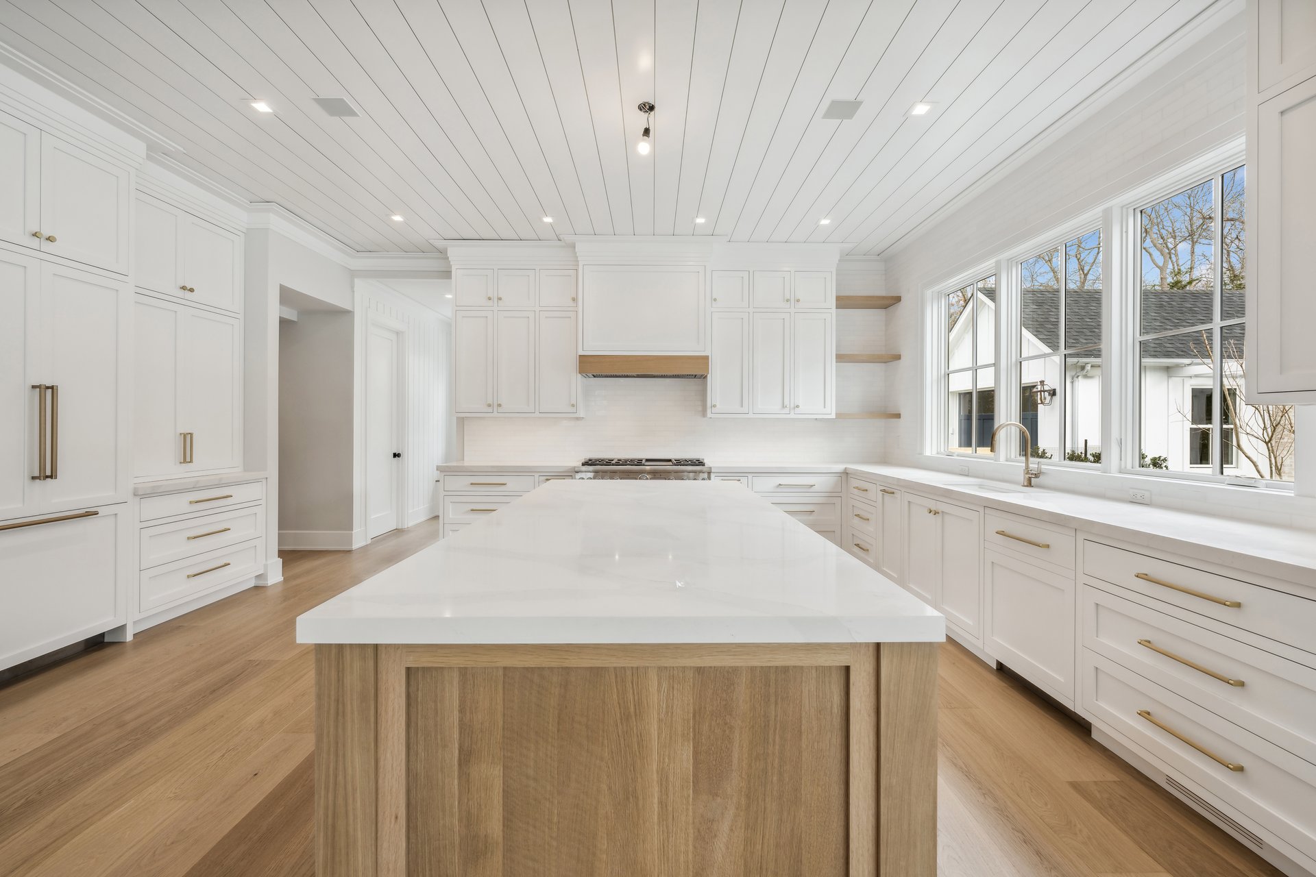 10 Richards Dr