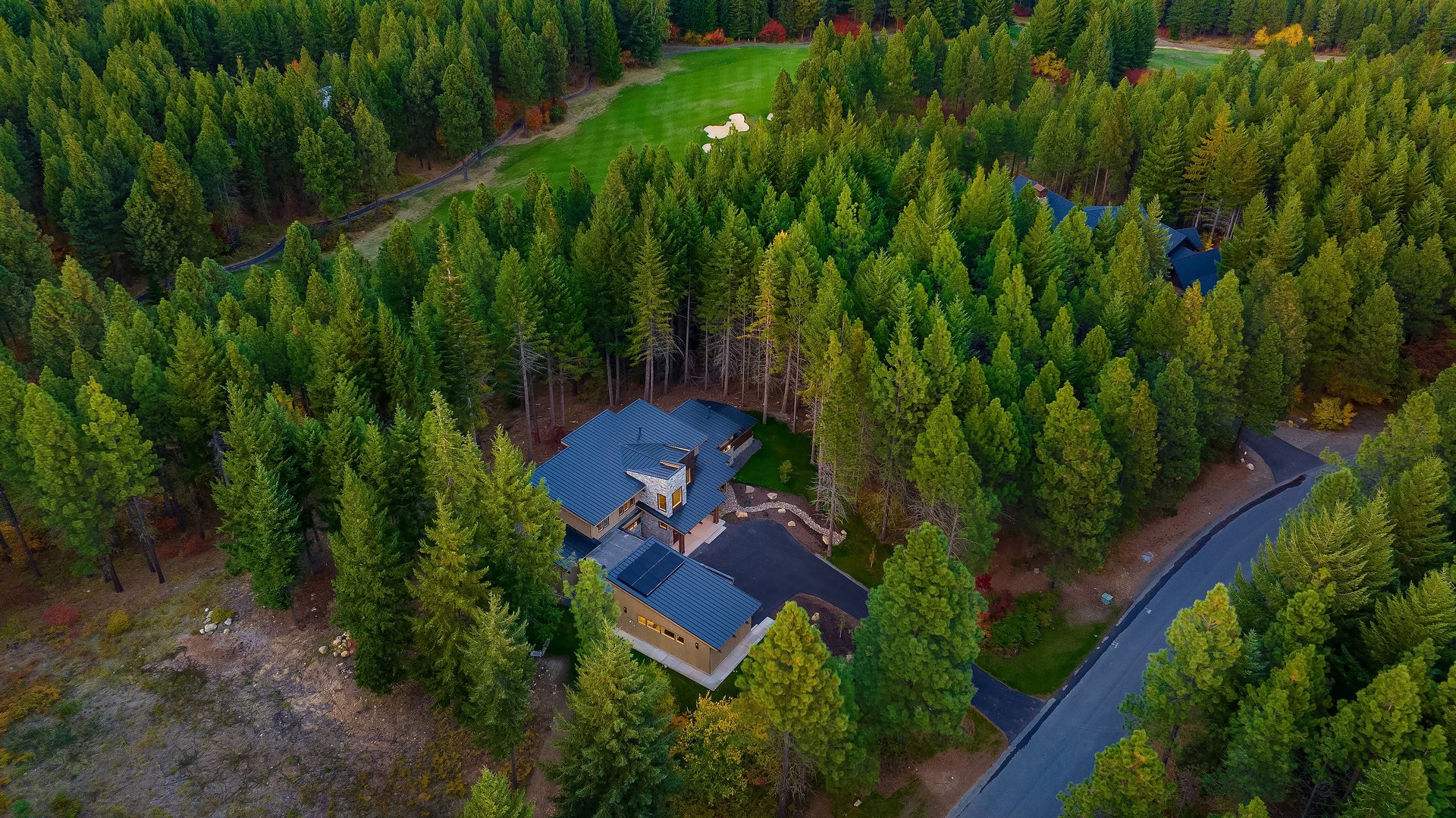 1130 Ruby King Loop
