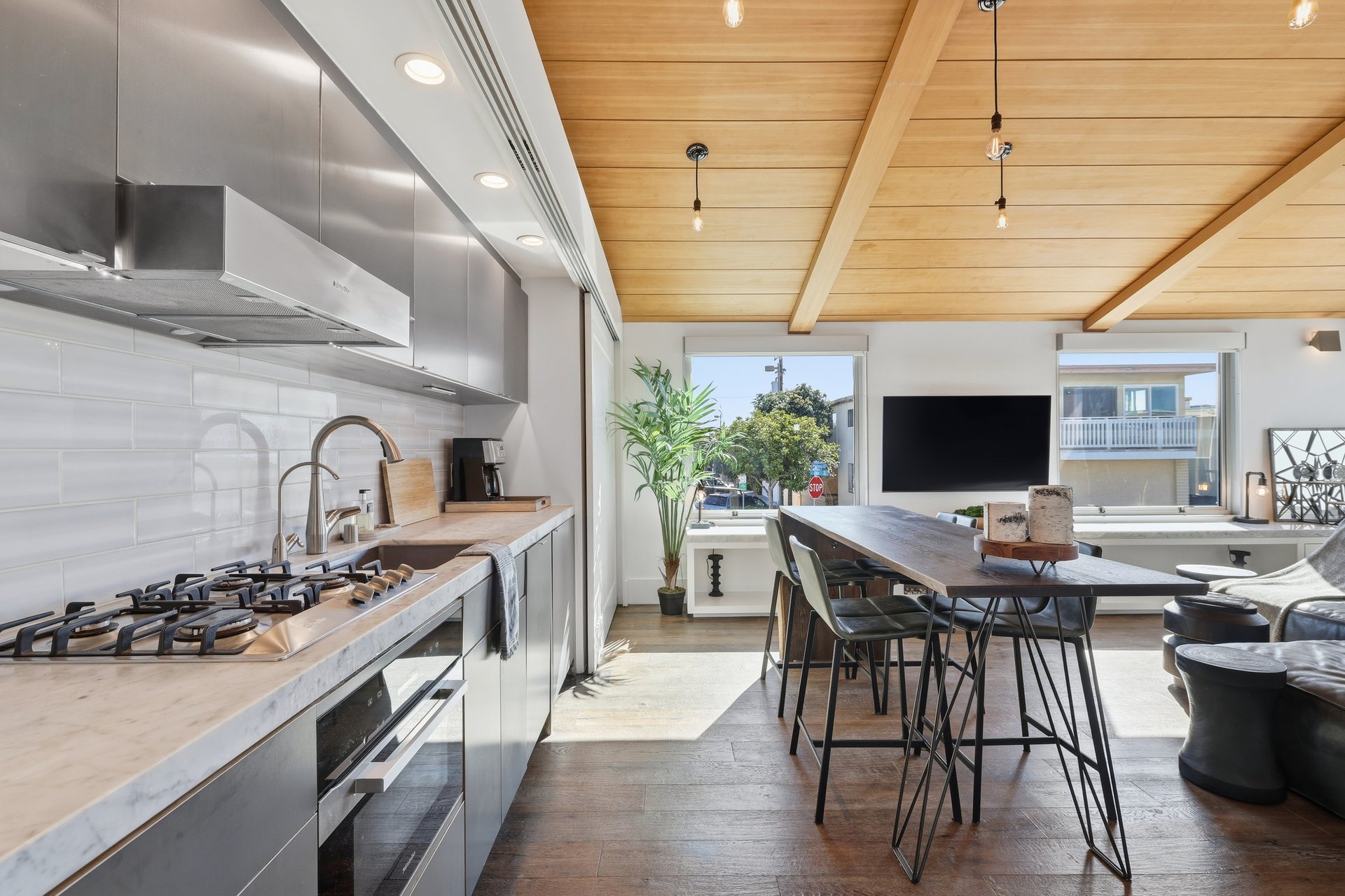 137 15th Street