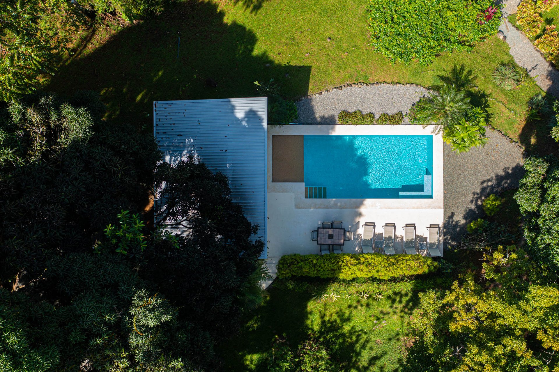 5 Bedroom Family Compound Turn Key and Fantastic Rental Potential
